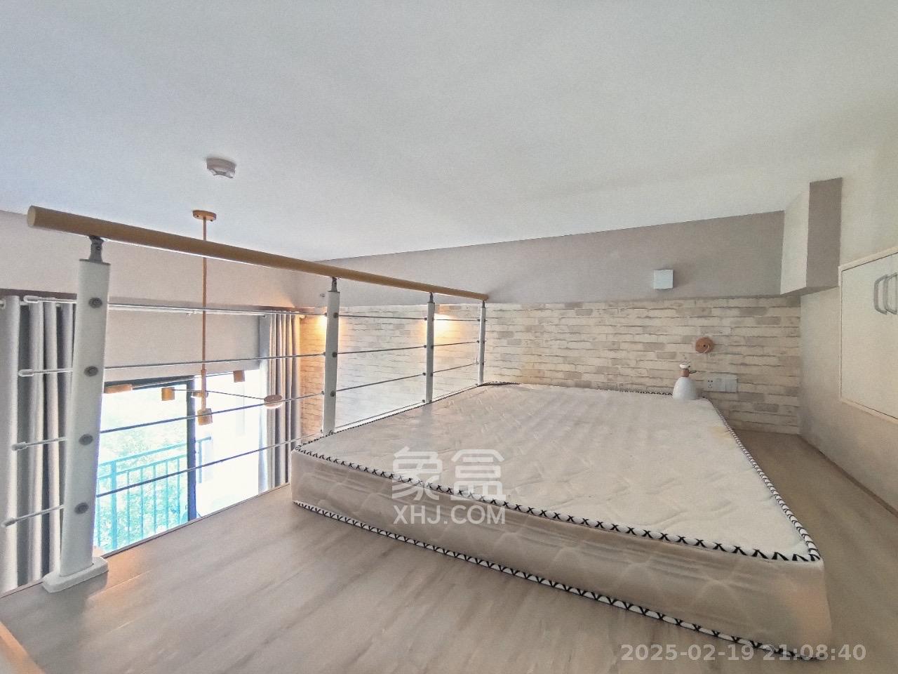 裕天国际商汇中心 1室1厅1卫 1600.0元/月 裕天国际商汇中心 1室1厅1卫 1600.0元/月室内图