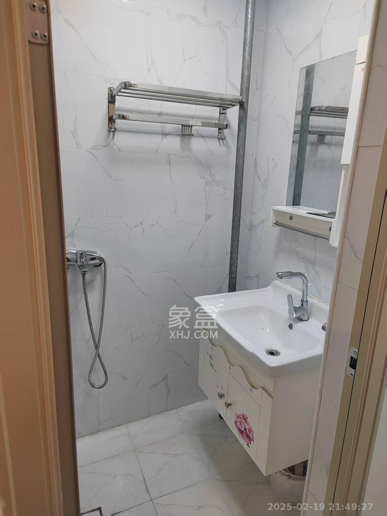 洋湖时代 1室1厅0卫 1000.0元/月 洋湖时代 1室1厅0卫 1000.0元/月室内图