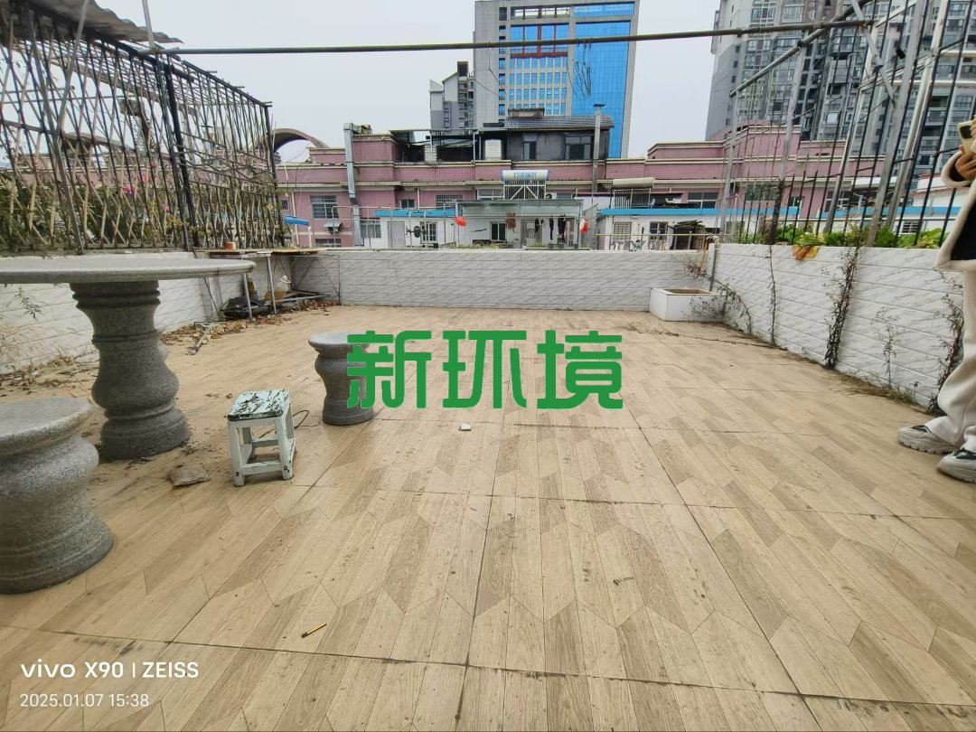 广茂园一期  4室2厅3卫   89.80万客厅