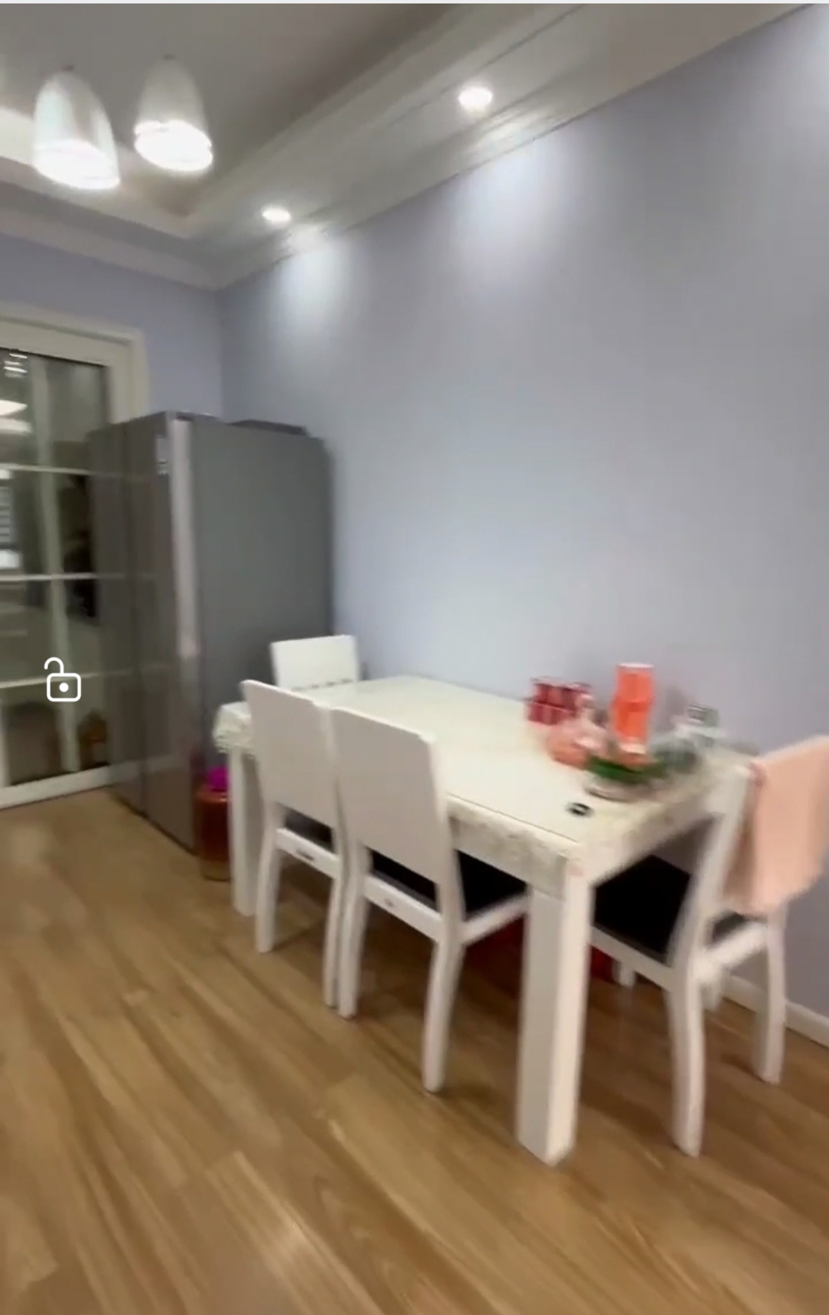 人济星城  3室2厅2卫    68.8万客厅