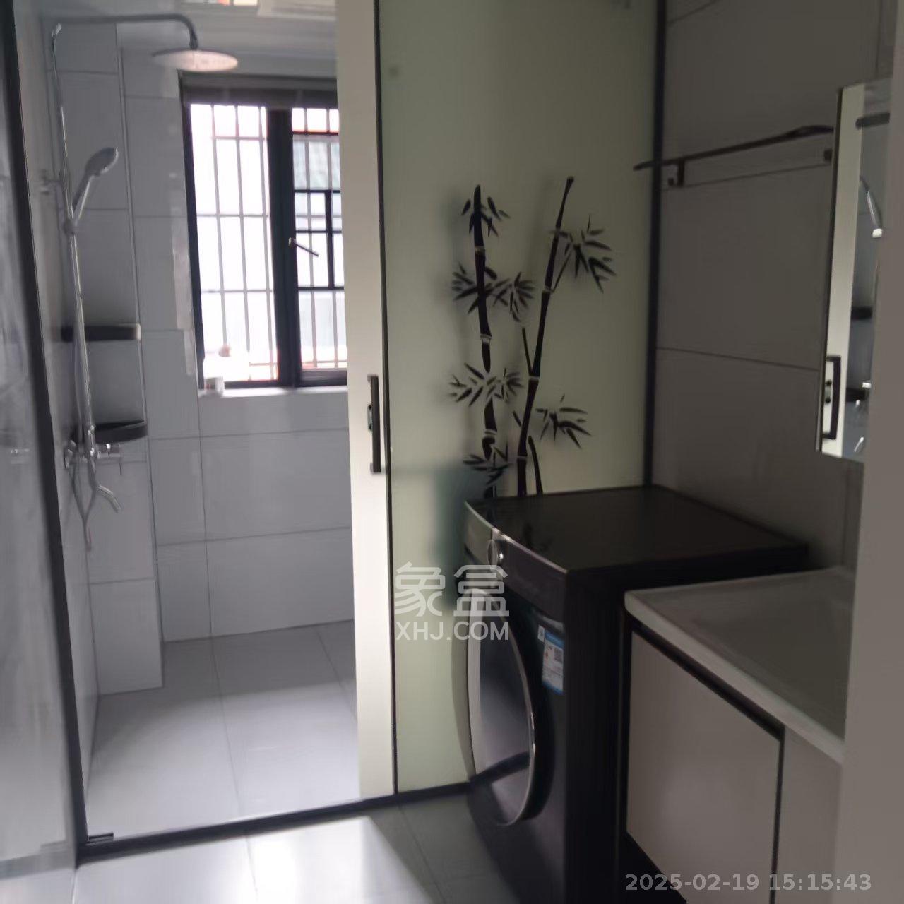 惟智园安置小区 4室2厅2卫 2700.0元/月 惟智园安置小区 4室2厅2卫 2700.0元/月室内图