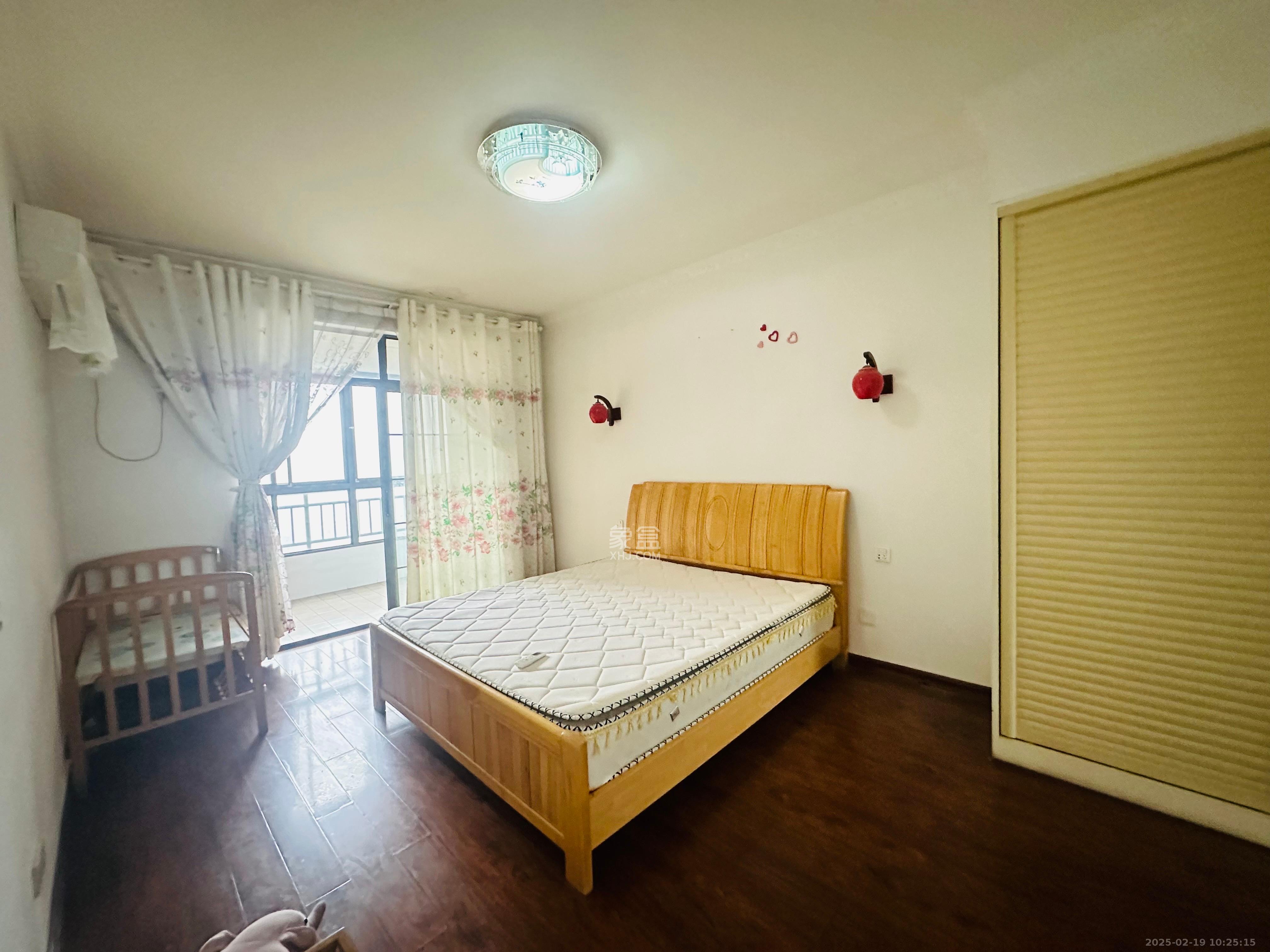 好望谷 3室2厅2卫 1900.0元/月 好望谷 3室2厅2卫 1900.0元/月室内图