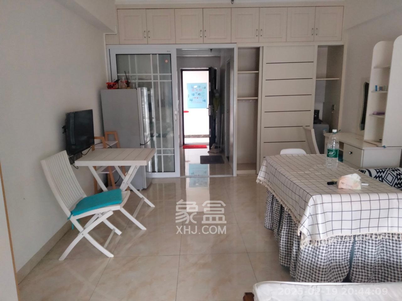 中建芙蓉嘉苑 1室1厅1卫 1200.0元/月 中建芙蓉嘉苑 1室1厅1卫 1200.0元/月室内图