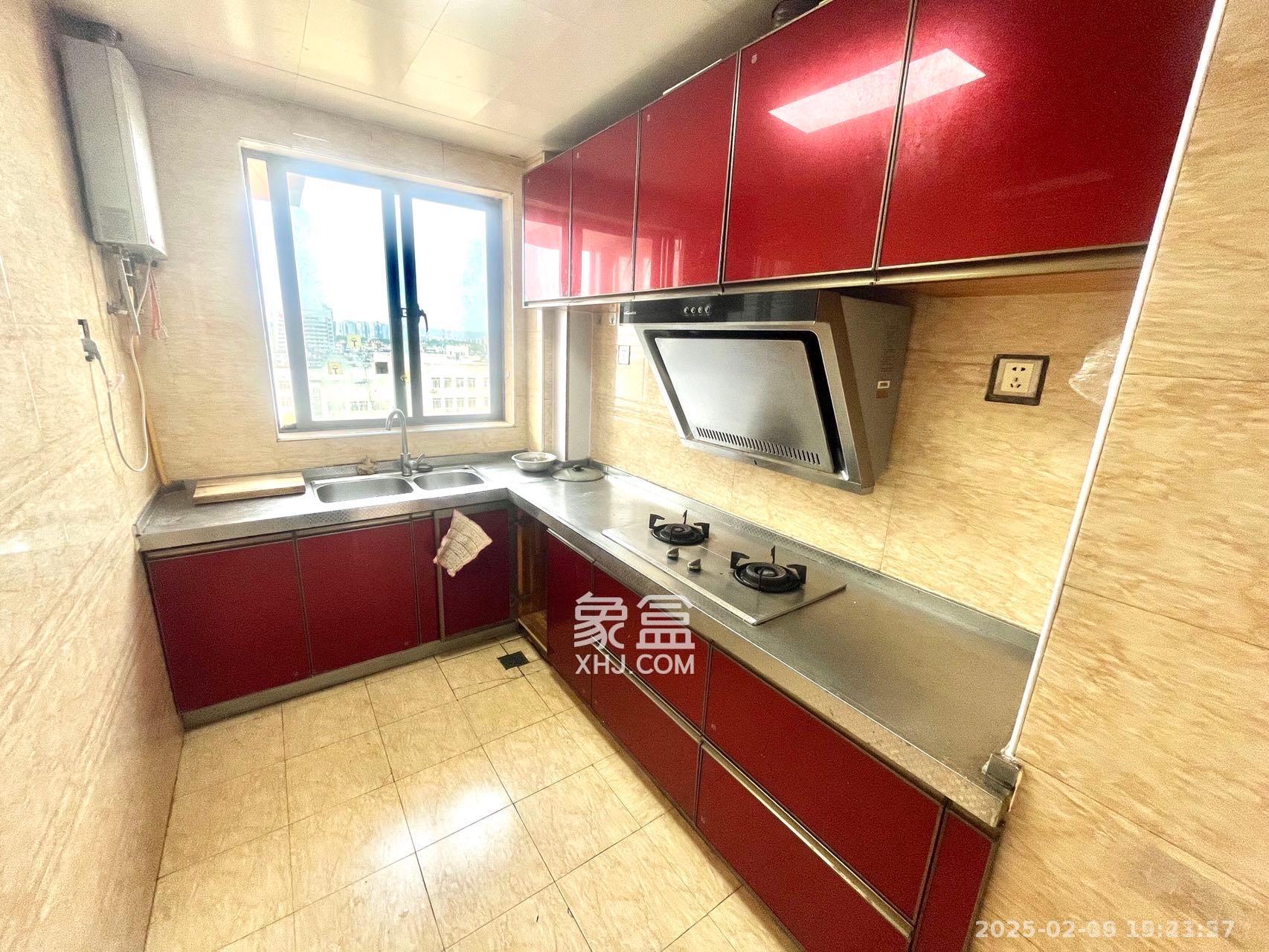 上海城小区 3室2厅2卫 2100.0元/月 上海城小区 3室2厅2卫 2100.0元/月室内图