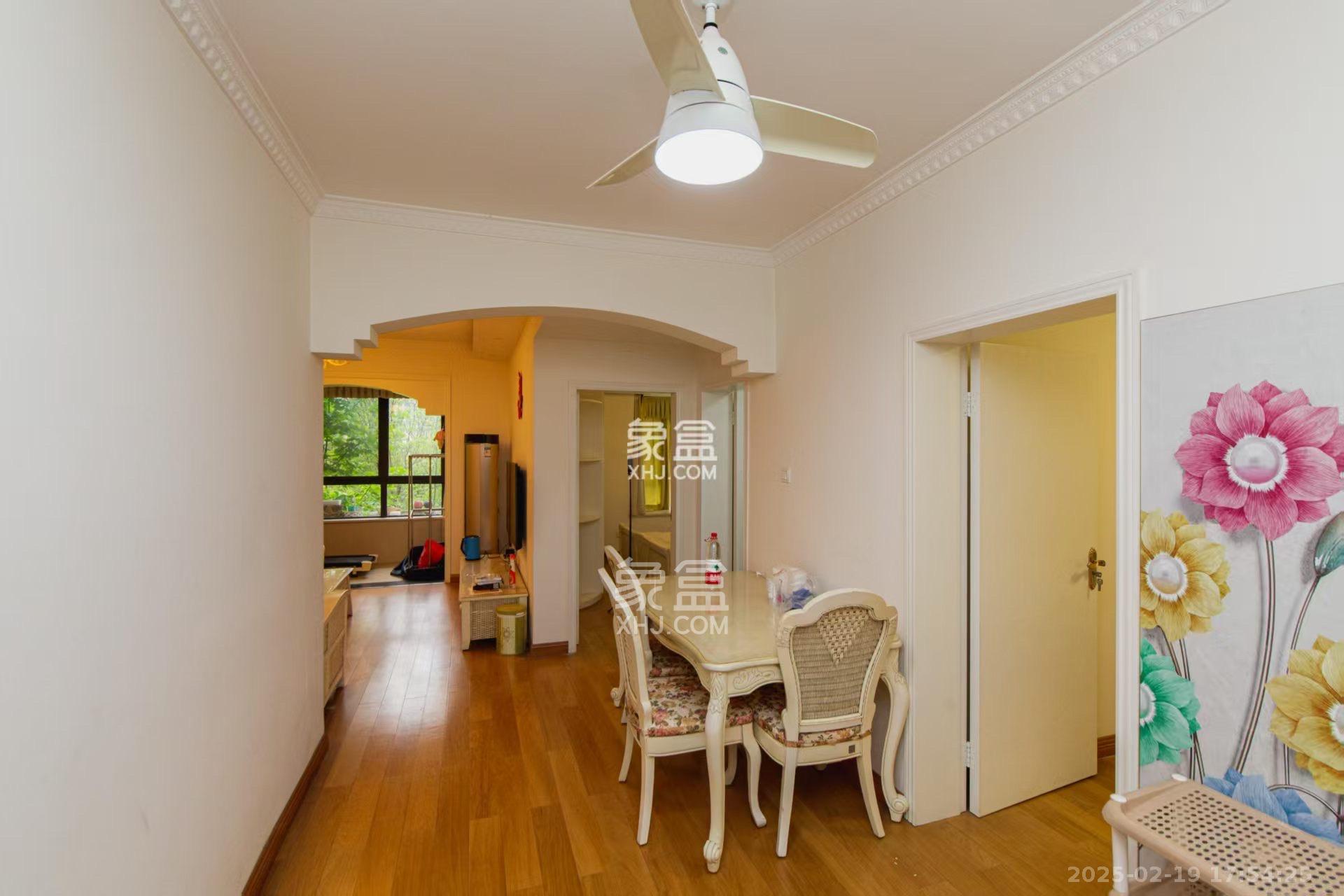 五矿万境水岸一期(万境水岸嘉苑) 2室2厅1卫 2200.0元/月 五矿万境水岸一期(万境水岸嘉苑) 2室2厅1卫 2200.0元/月室内图