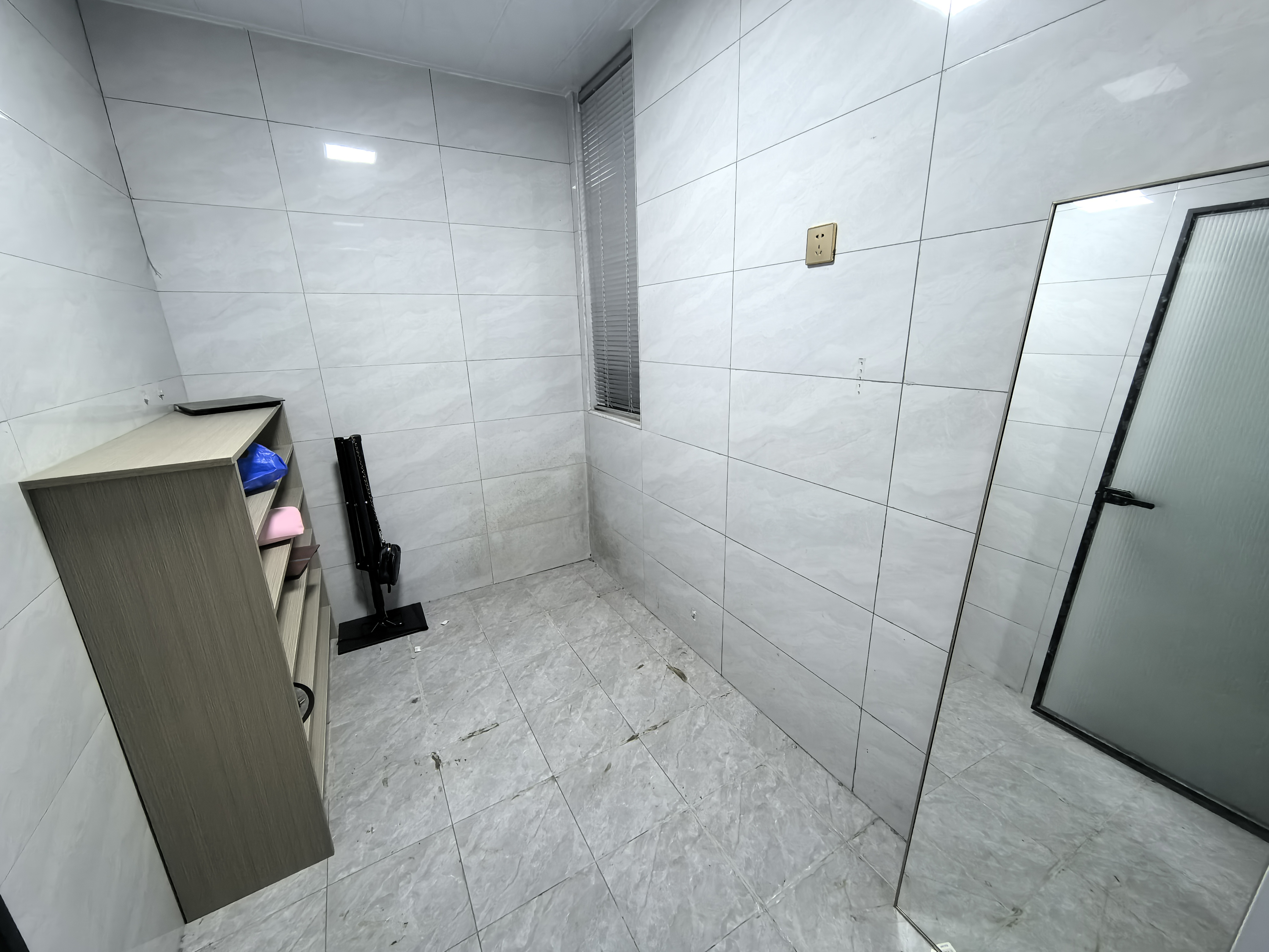 恒大绿洲 1室1厅1卫 1400.0元/月 恒大绿洲 1室1厅1卫 1400.0元/月室内图