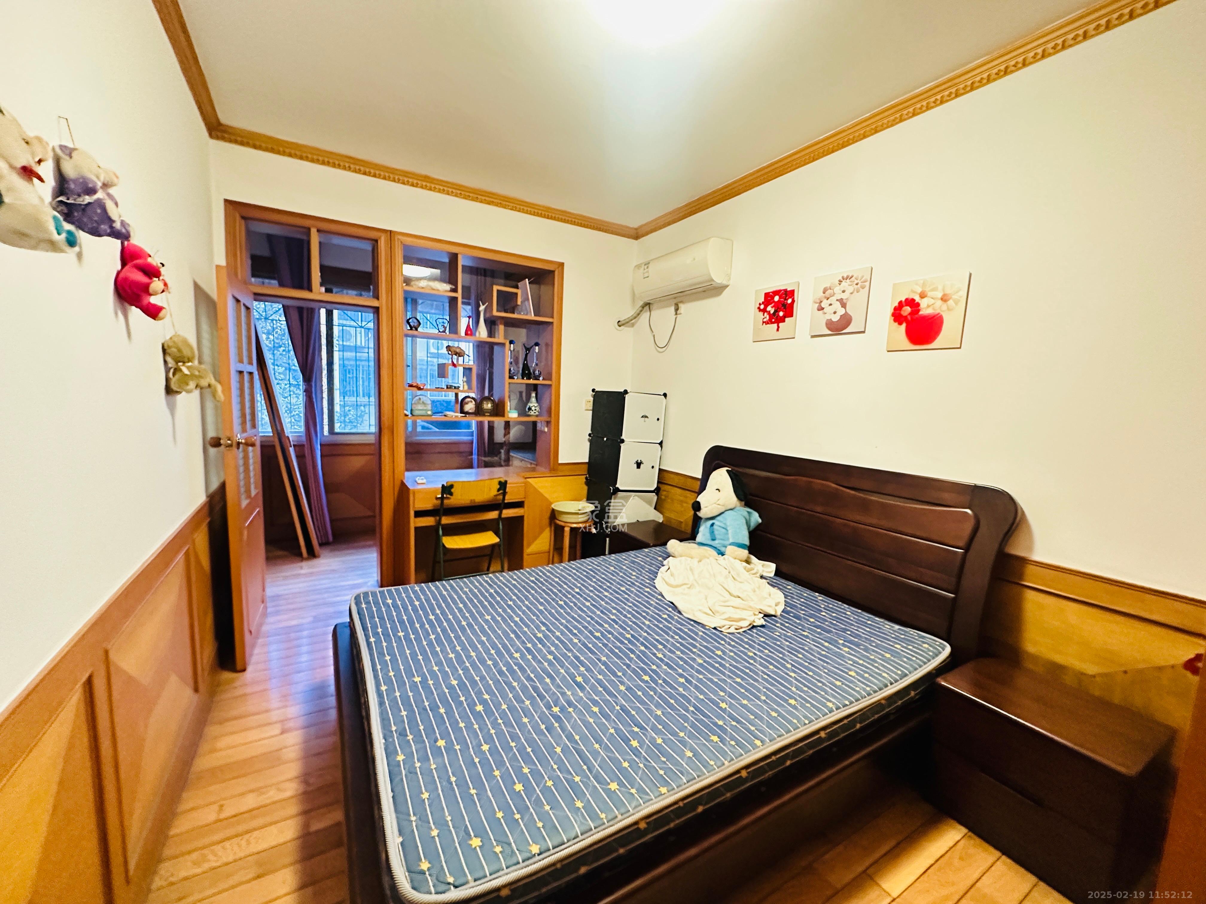 体育局宿舍  2室2厅1卫   2200.00元/月室内图