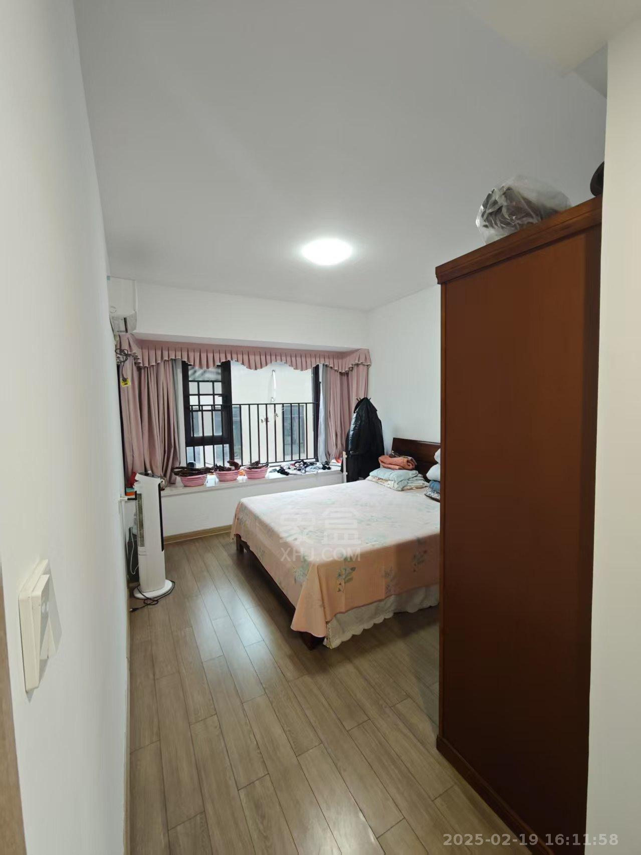 美的翰城  3室2厅2卫    1800.0元/月 美的翰城  3室2厅2卫    1800.0元/月室内图