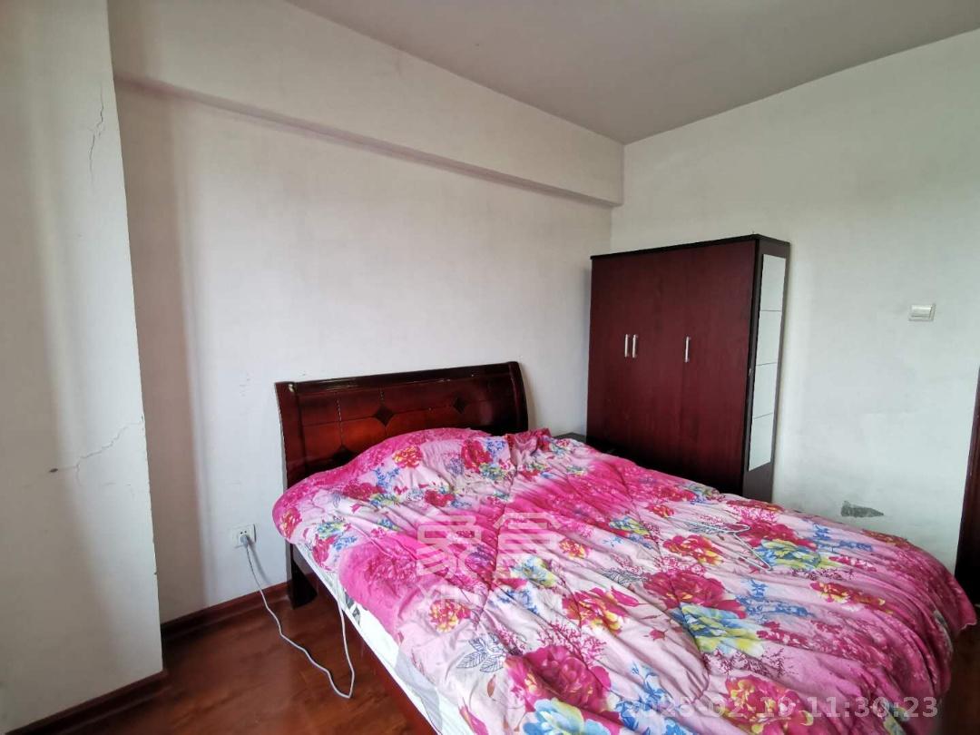 兴威帕克水岸  2室2厅1卫   1700.00元/月室内图