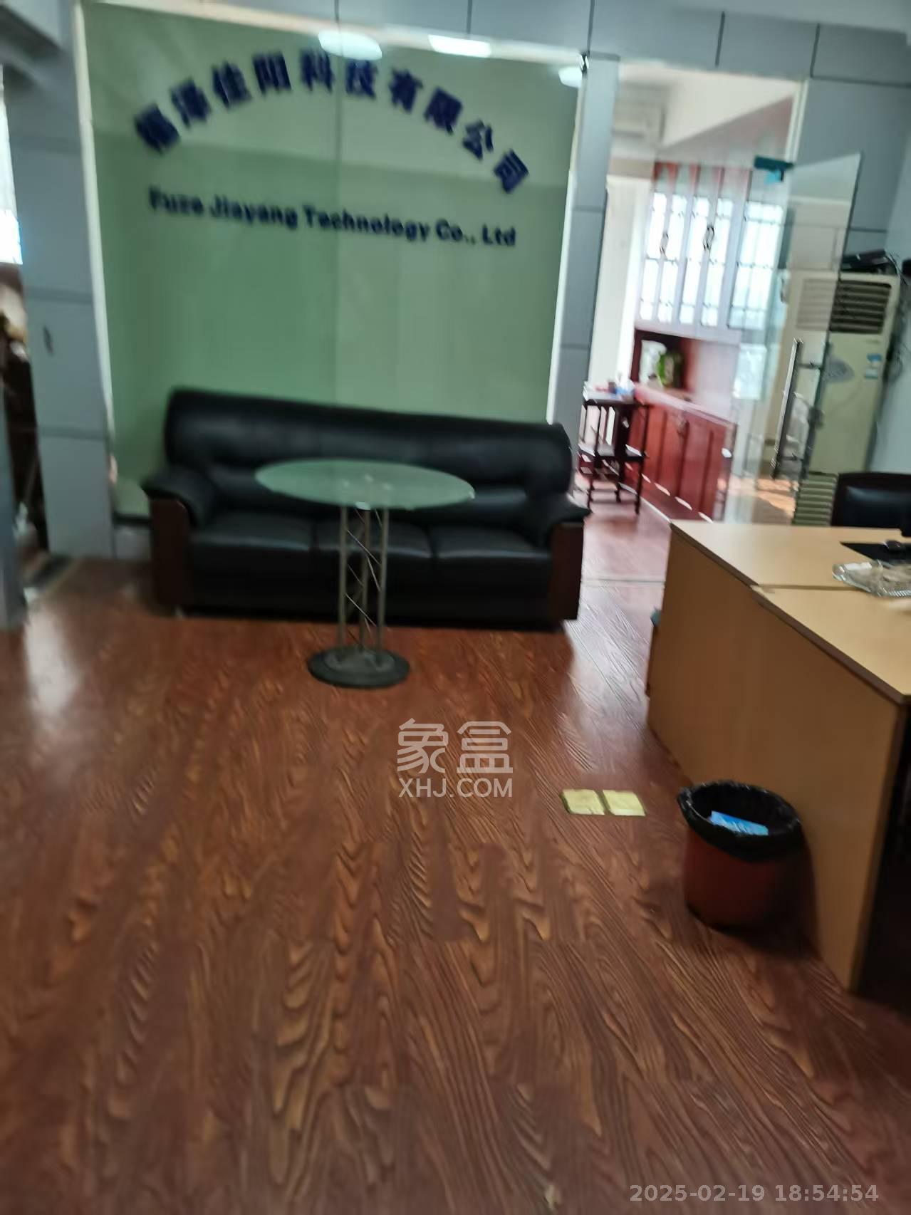 凯通国际城(凯通朝庭) 2室1厅1卫 2500.0元/月 凯通国际城(凯通朝庭) 2室1厅1卫 2500.0元/月室内图