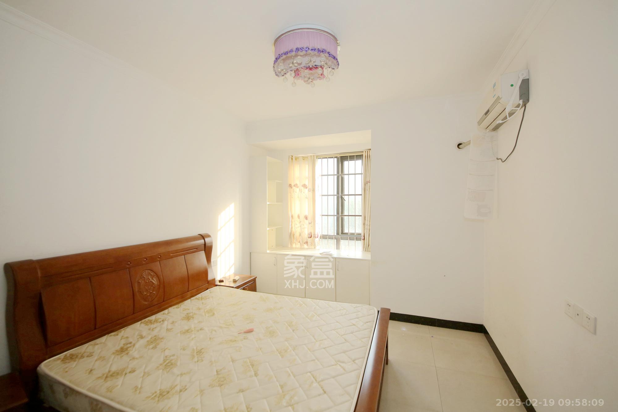 新华都万家城 3室2厅2卫 2500.0元/月 新华都万家城 3室2厅2卫 2500.0元/月室内图