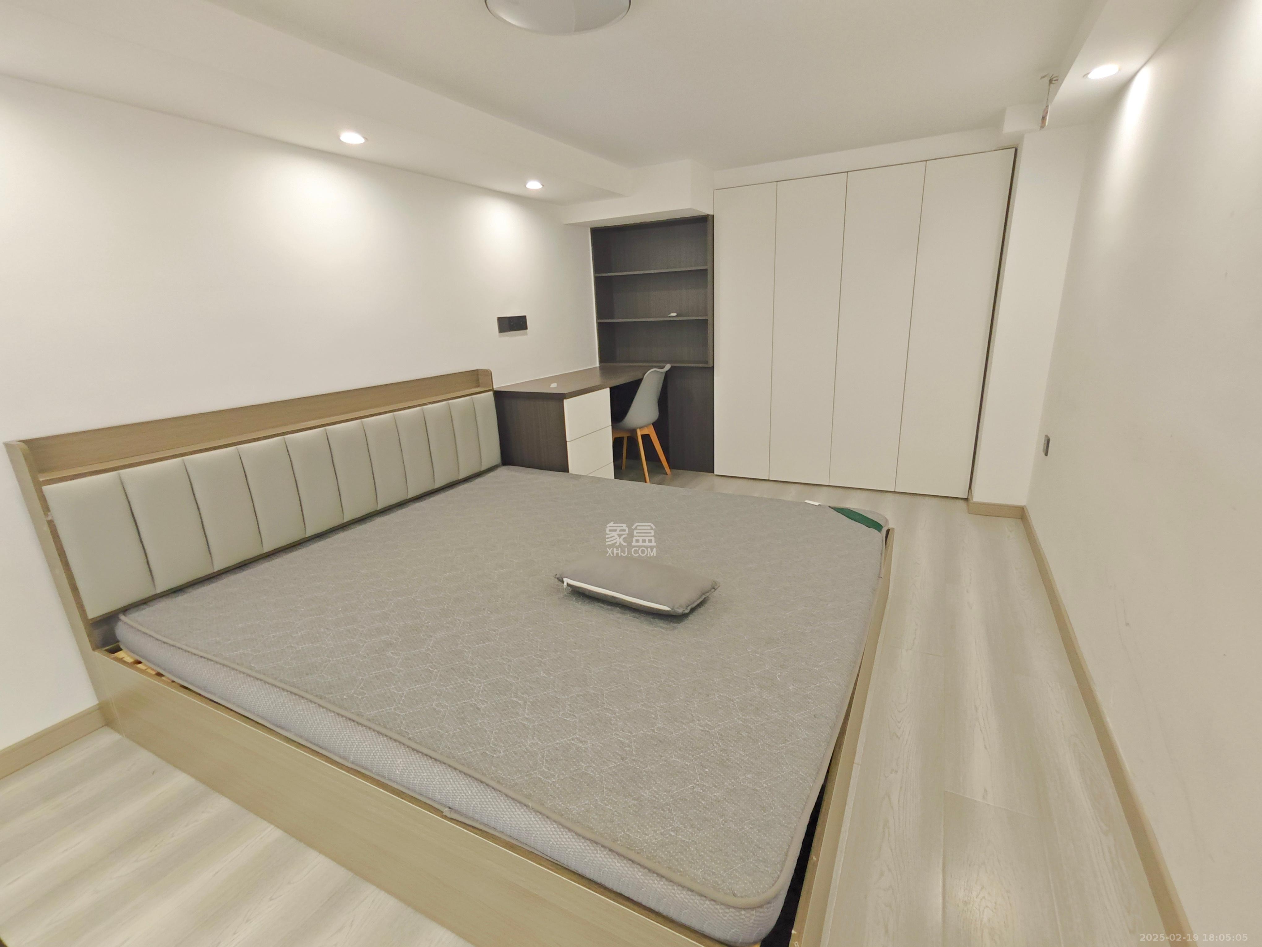 新长海D1站  1室0厅0卫   1600.00元/月室内图