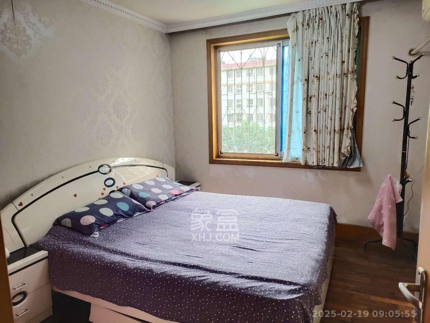 荷花园市直教师村（长沙市教育局直属教师二村）  3室2厅1卫   2000.00元/月室内图