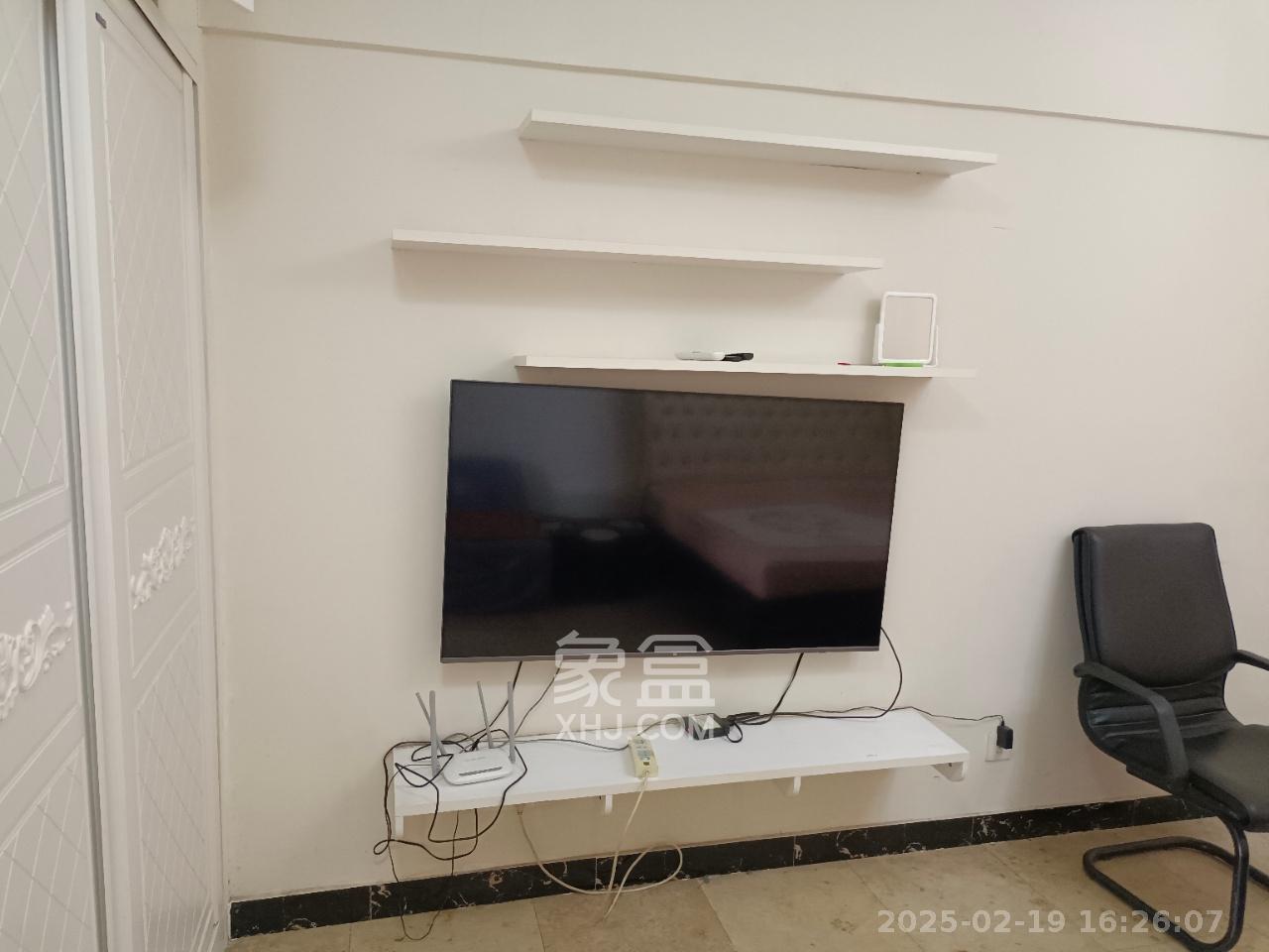 中信凯旋蓝岸（中信新城三期）  1室0厅1卫   1300.00元/月室内图