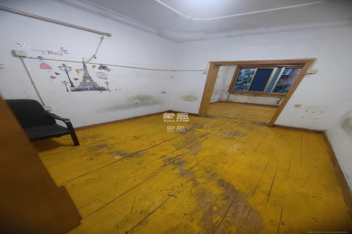 向韶村 3室1厅1卫 2000.0元/月 向韶村 3室1厅1卫 2000.0元/月室内图