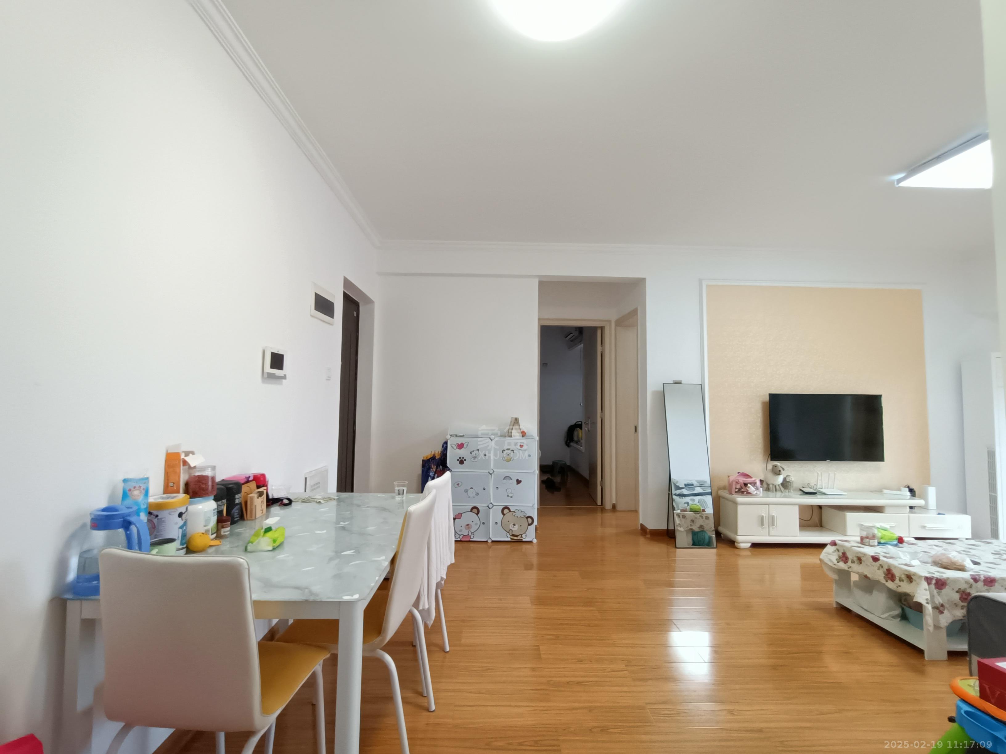 美的城四期 3室2厅1卫 1600.0元/月 美的城四期 3室2厅1卫 1600.0元/月室内图