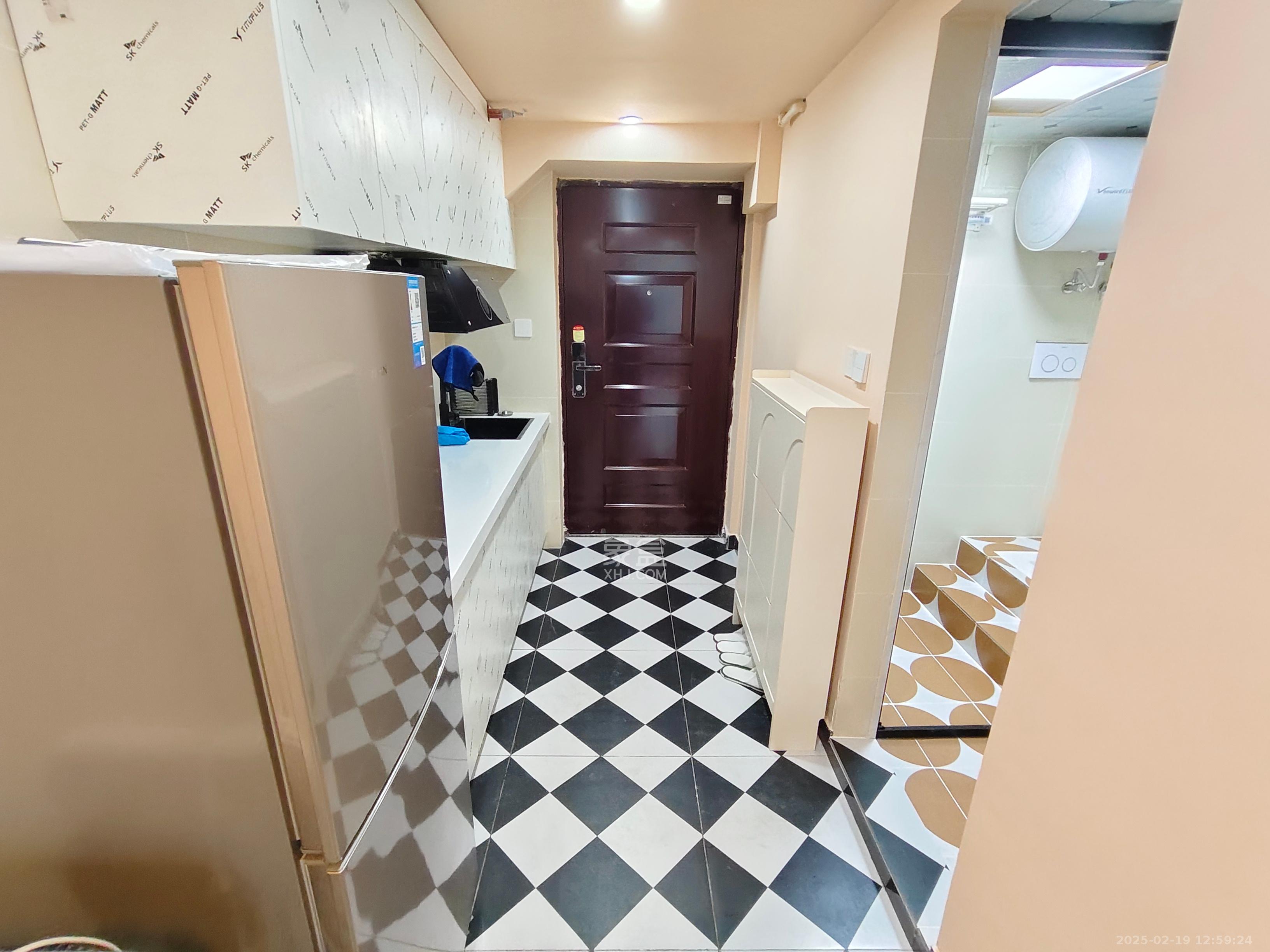 保利天禧EF区 2室1厅1卫 2500.0元/月 保利天禧EF区 2室1厅1卫 2500.0元/月室内图