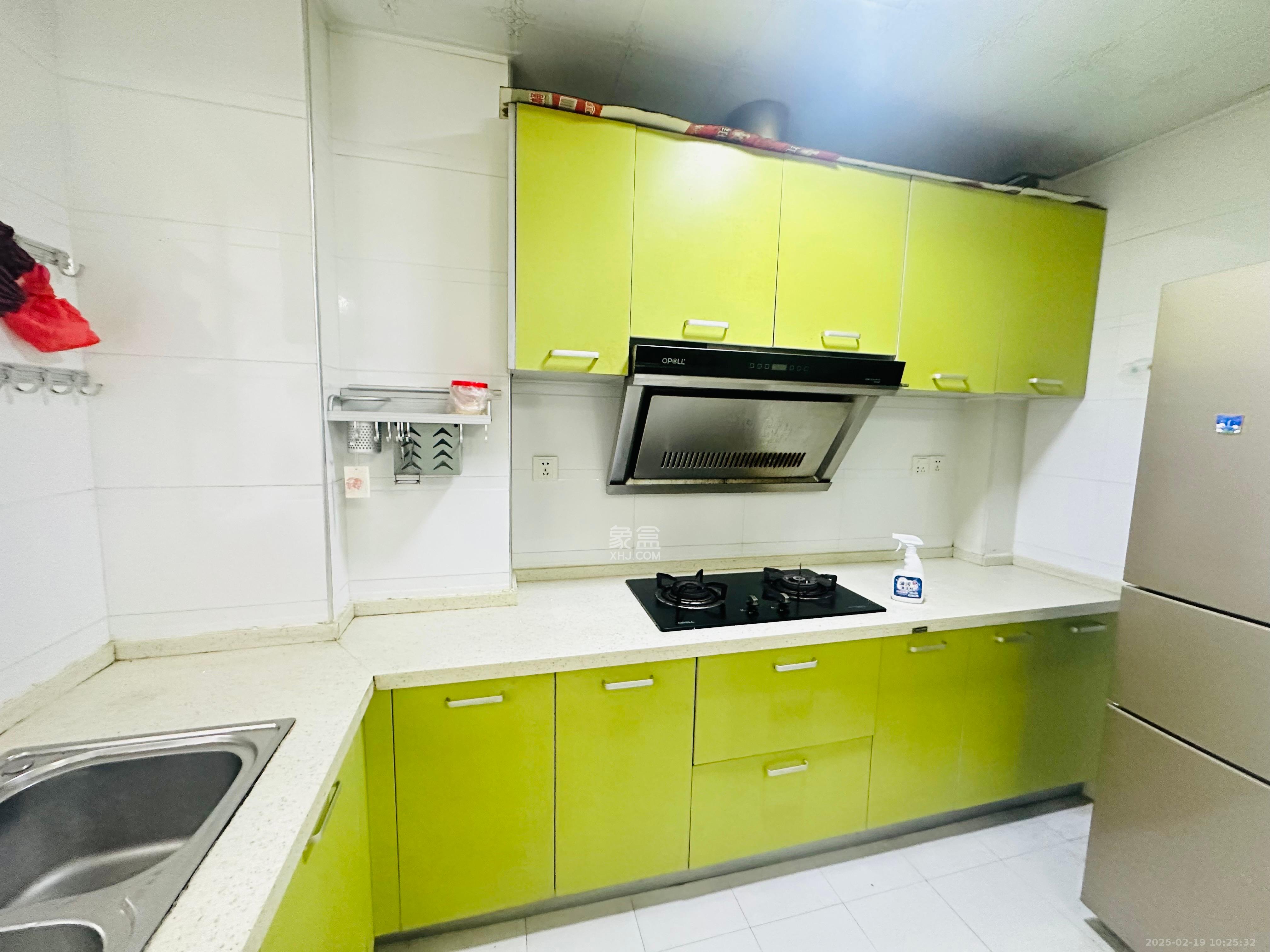 好望谷 3室2厅2卫 1900.0元/月 好望谷 3室2厅2卫 1900.0元/月室内图