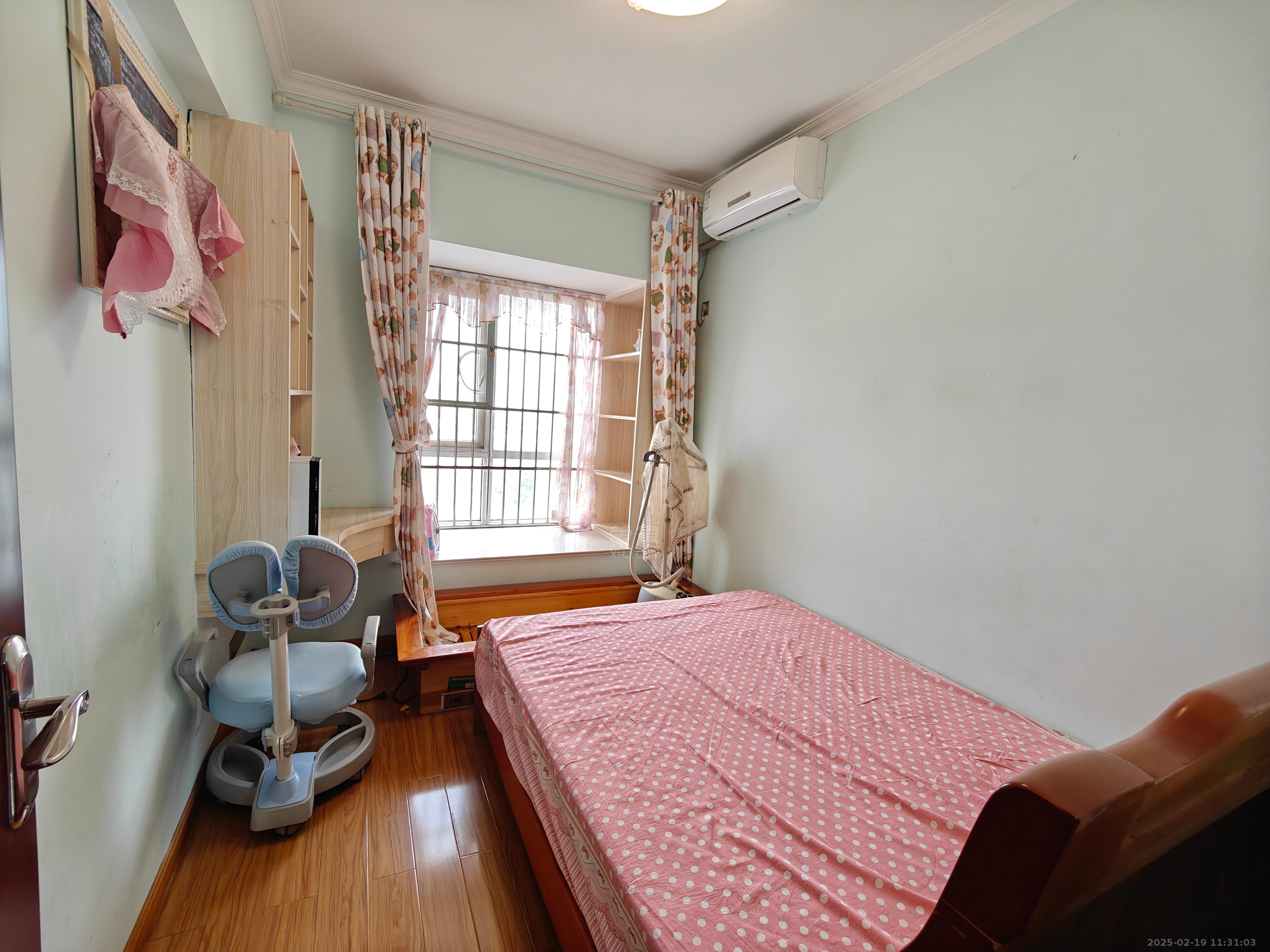 美的城二期 3室2厅2卫 1800.0元/月 美的城二期 3室2厅2卫 1800.0元/月室内图