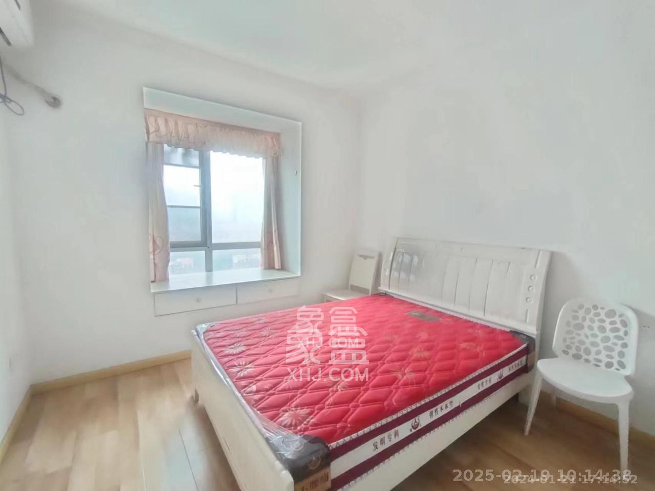 恒广国际景园一二区 3室2厅2卫 2600.0元/月 恒广国际景园一二区 3室2厅2卫 2600.0元/月室内图