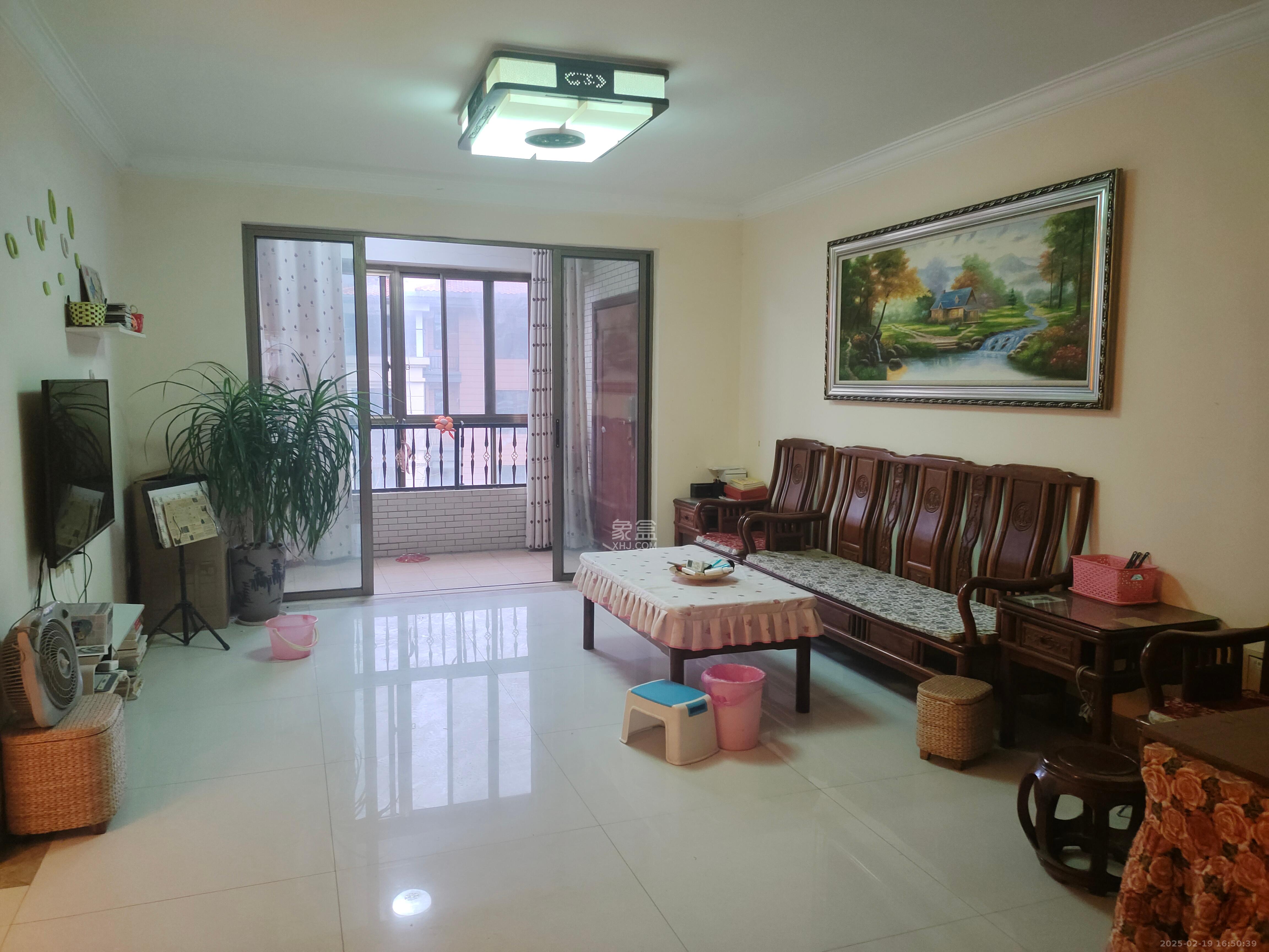 江山帝景雅典  2室1厅1卫    1900.0元/月 江山帝景雅典  2室1厅1卫    1900.0元/月室内图