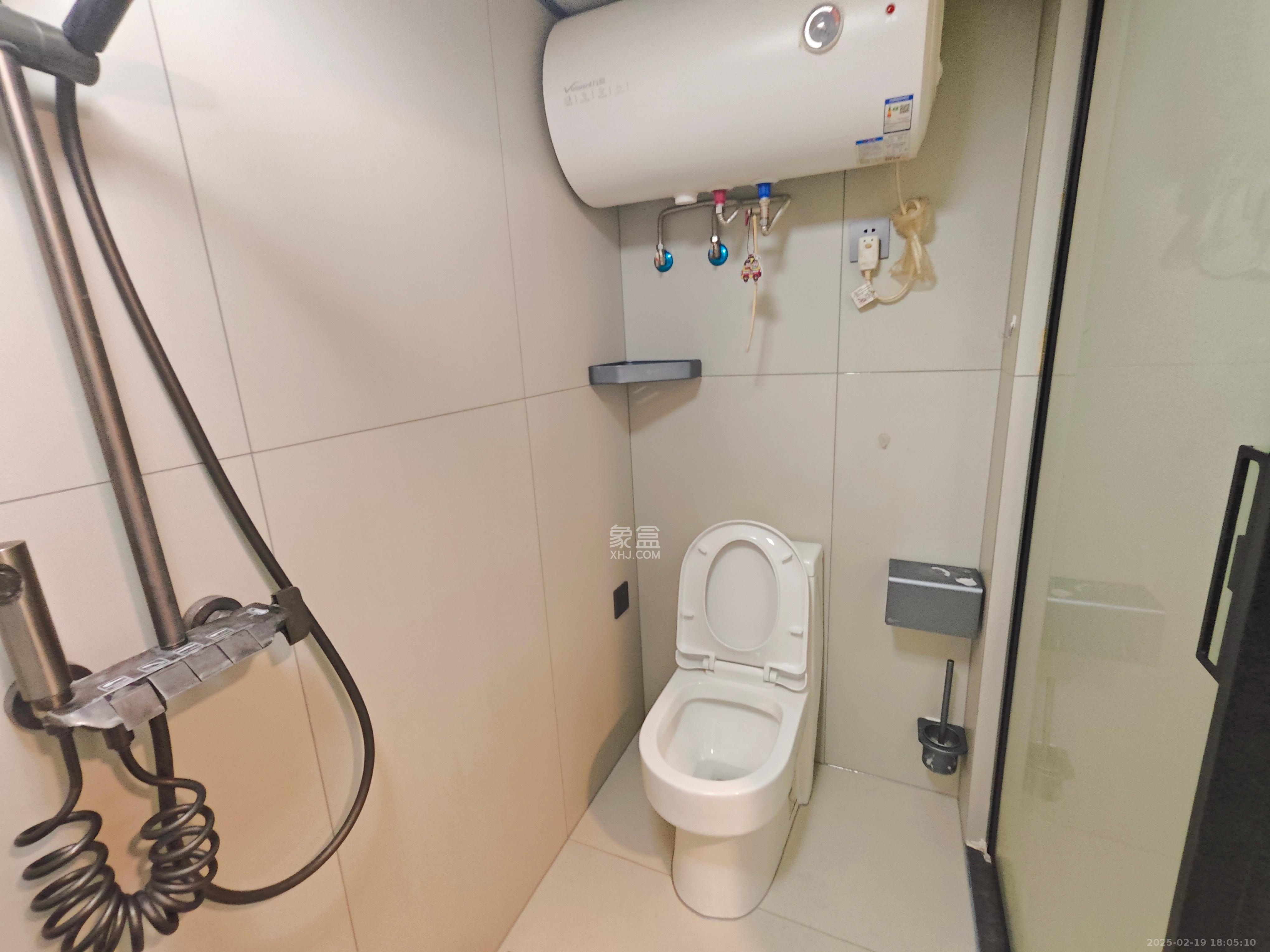 新长海D1站  1室0厅0卫   1600.00元/月室内图
