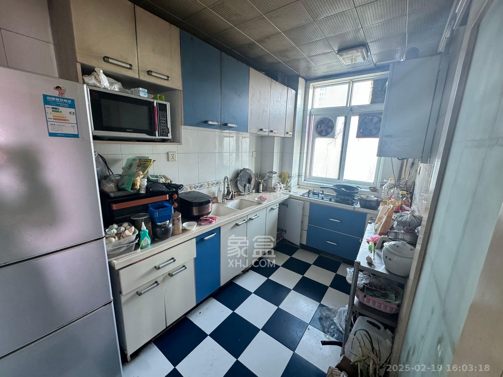 鑫宇翠庭  4室2厅1卫    3200.0元/月 鑫宇翠庭  4室2厅1卫    3200.0元/月室内图