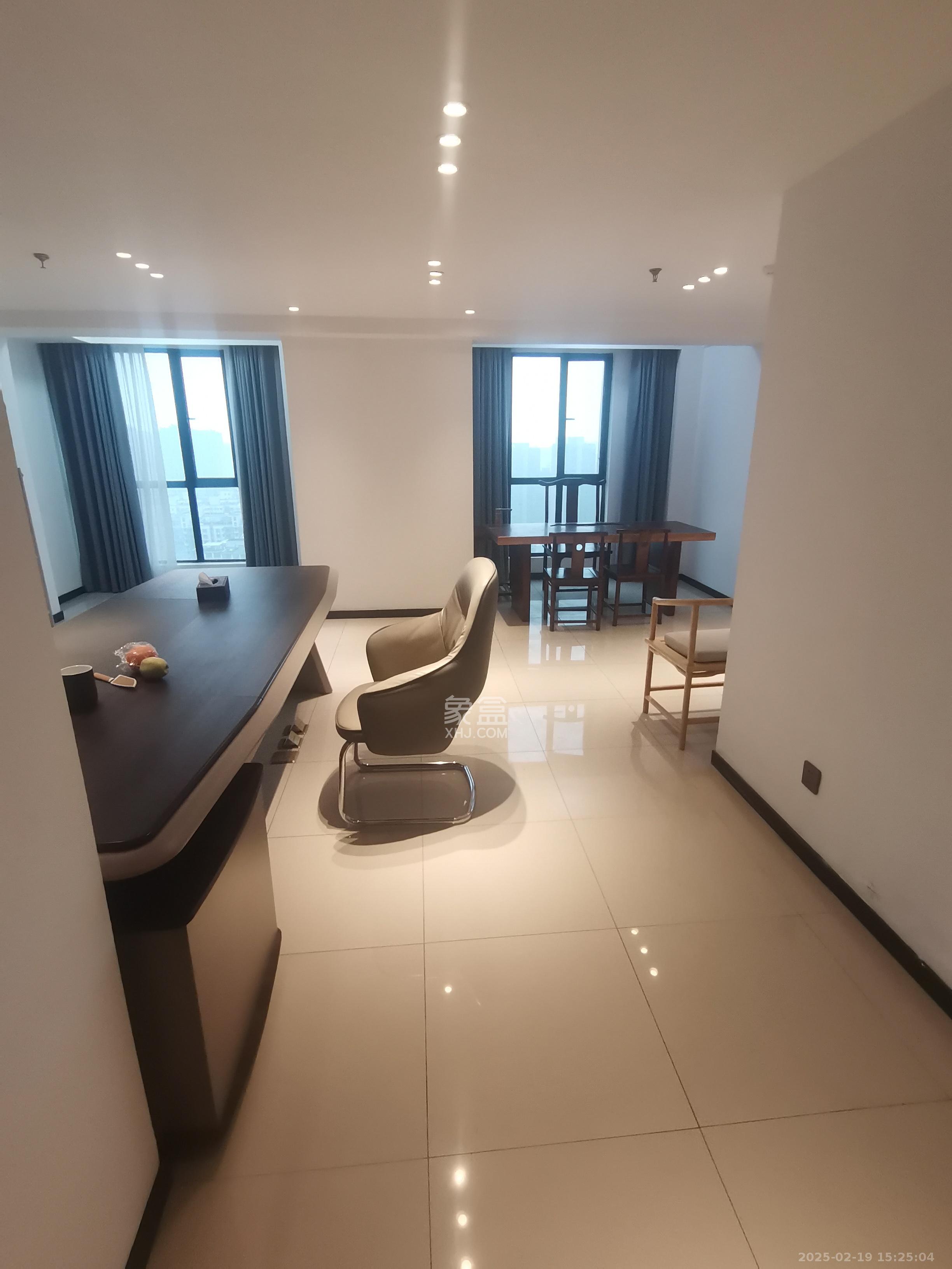 果遇微住宅(筑安雅居) 1室1厅1卫 2200.0元/月 果遇微住宅(筑安雅居) 1室1厅1卫 2200.0元/月室内图