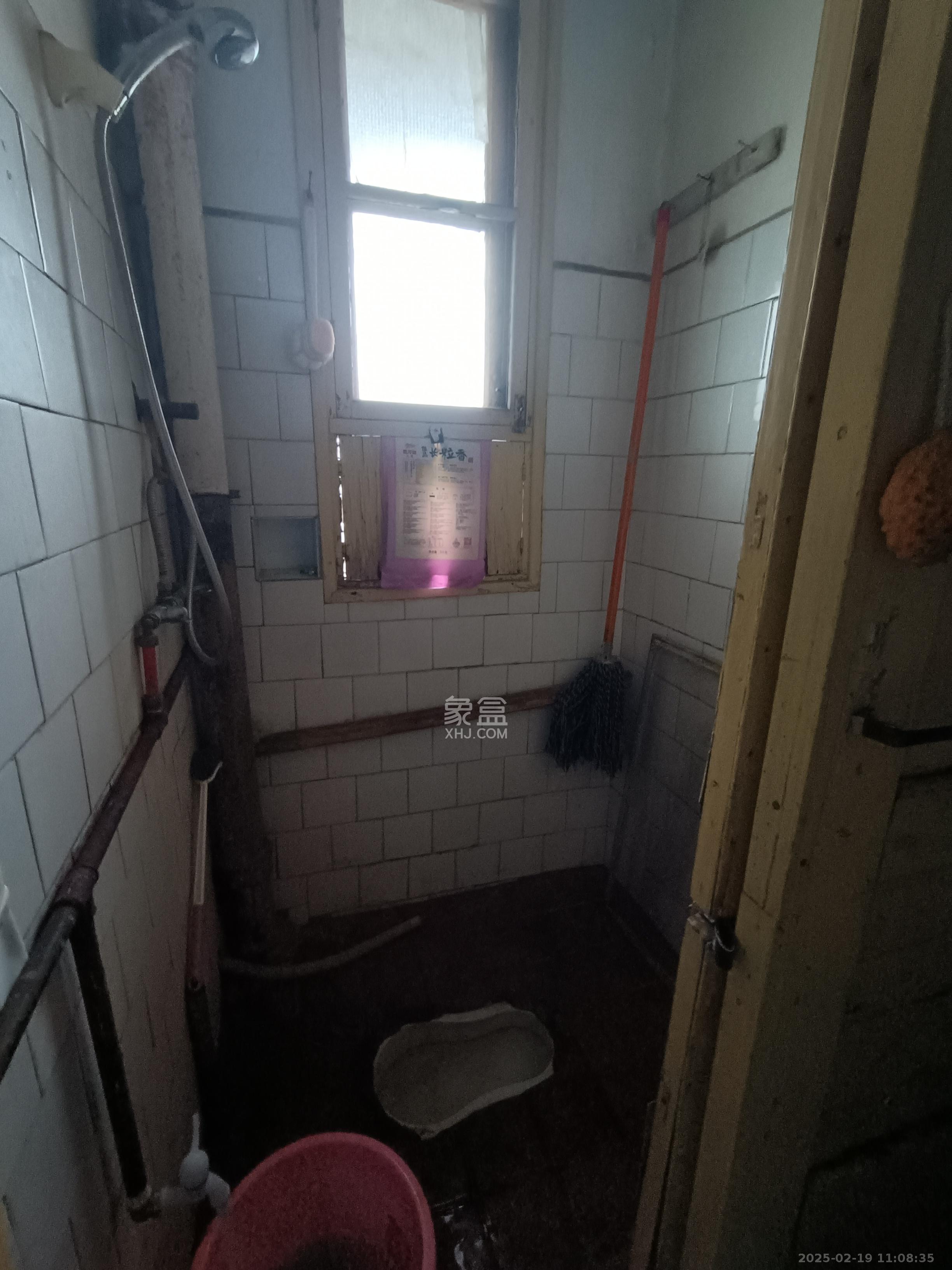 湖橡宿舍/湖橡小区  2室1厅1卫    1350.0元/月室内图