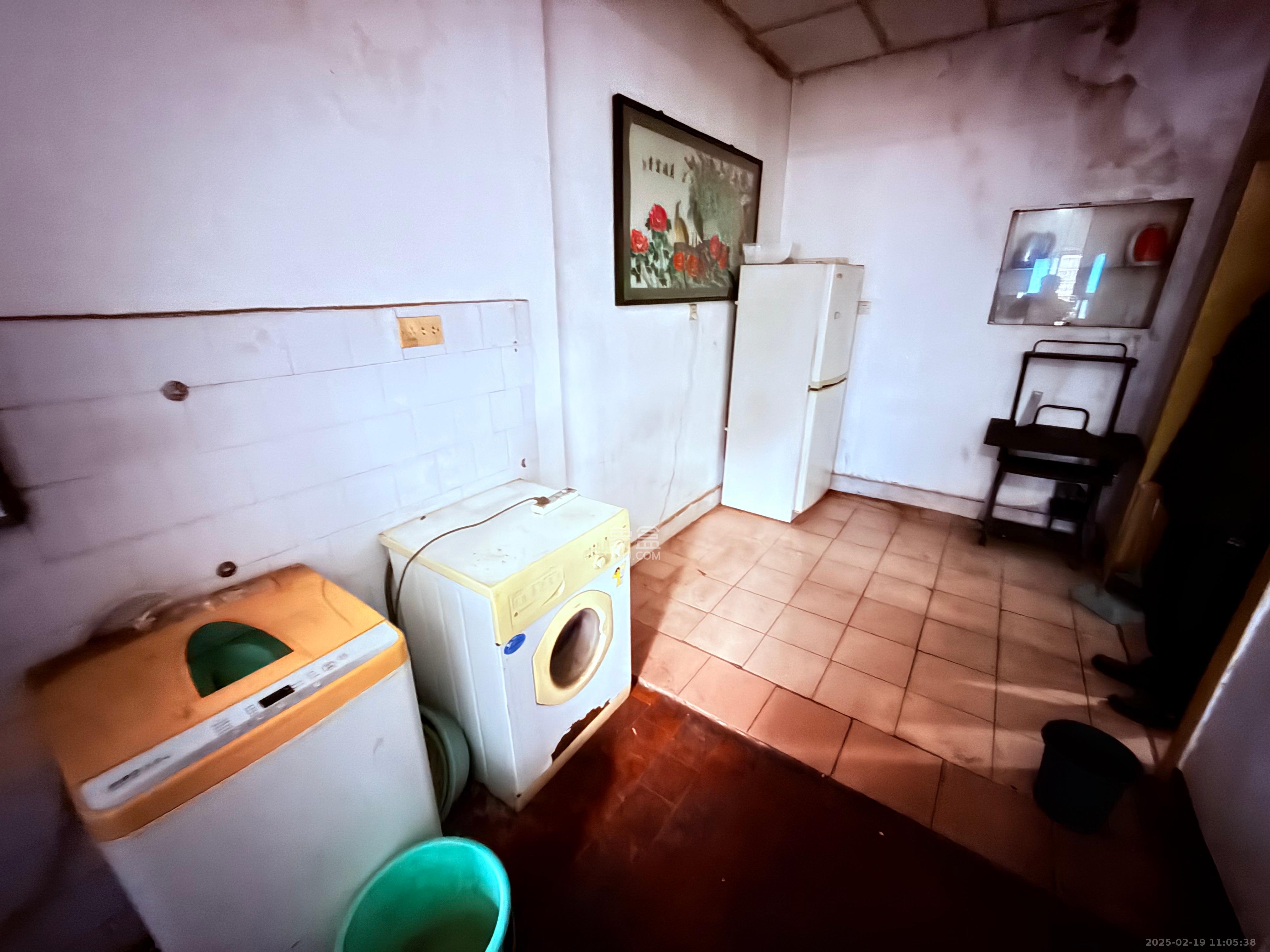 青山祠社区 2室2厅1卫 1000.0元/月 青山祠社区 2室2厅1卫 1000.0元/月室内图