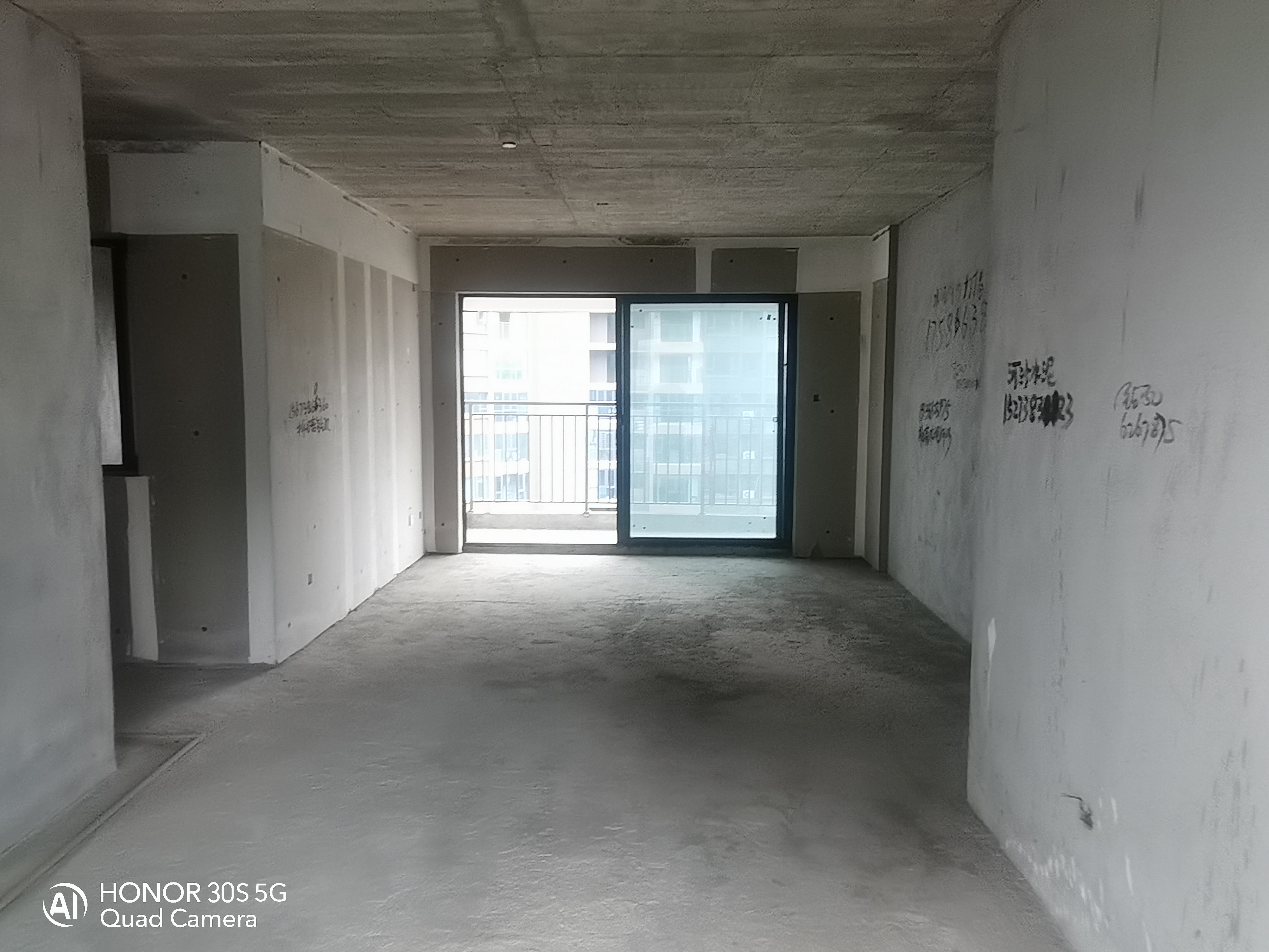 宁邦中心(二期公园里)  4室2厅2卫    108.0万 宁邦中心(二期公园里)  4室2厅2卫    108.0万室内图