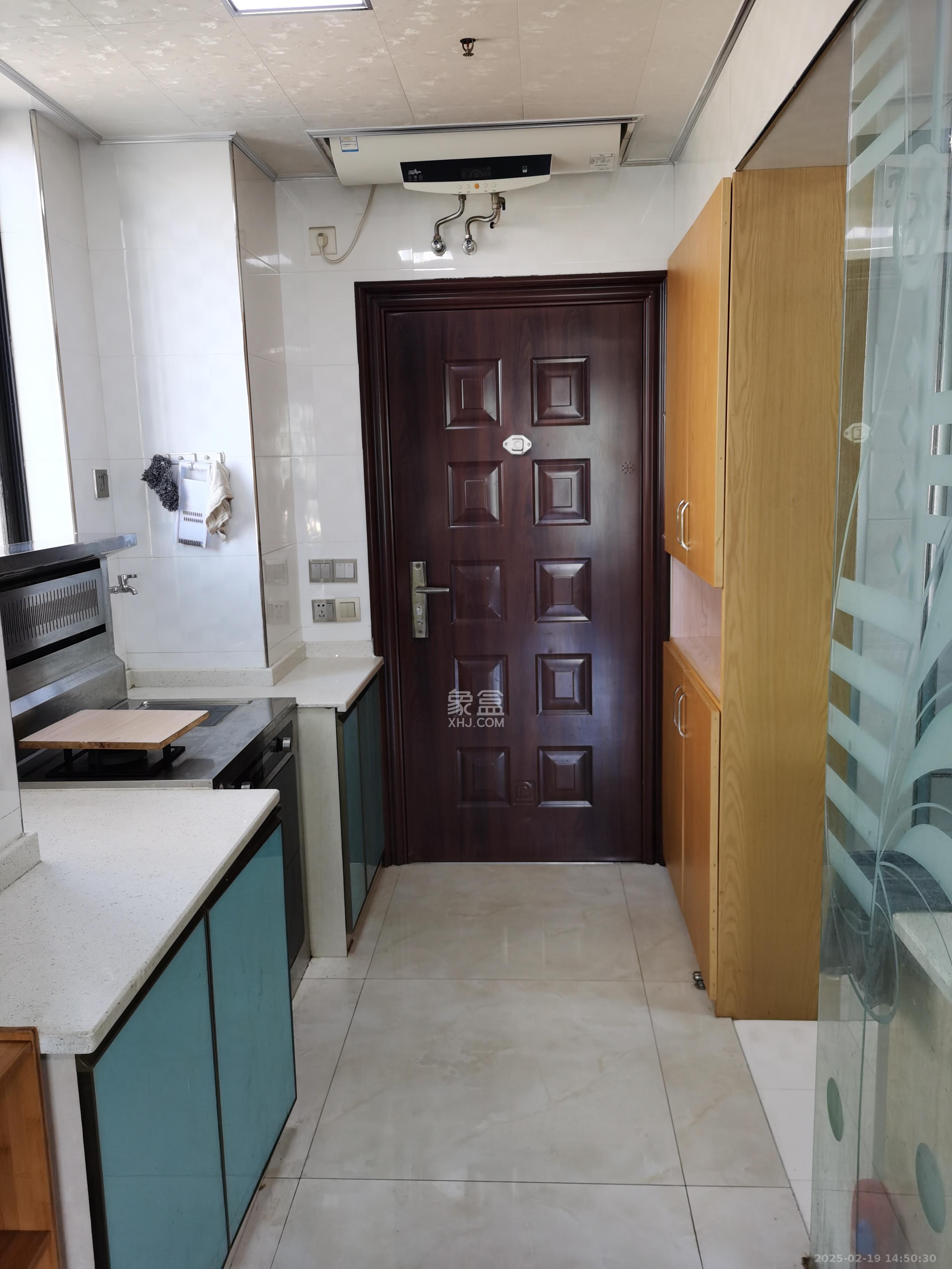 世纪桃花苑 1室1厅1卫 1400.0元/月 世纪桃花苑 1室1厅1卫 1400.0元/月室内图