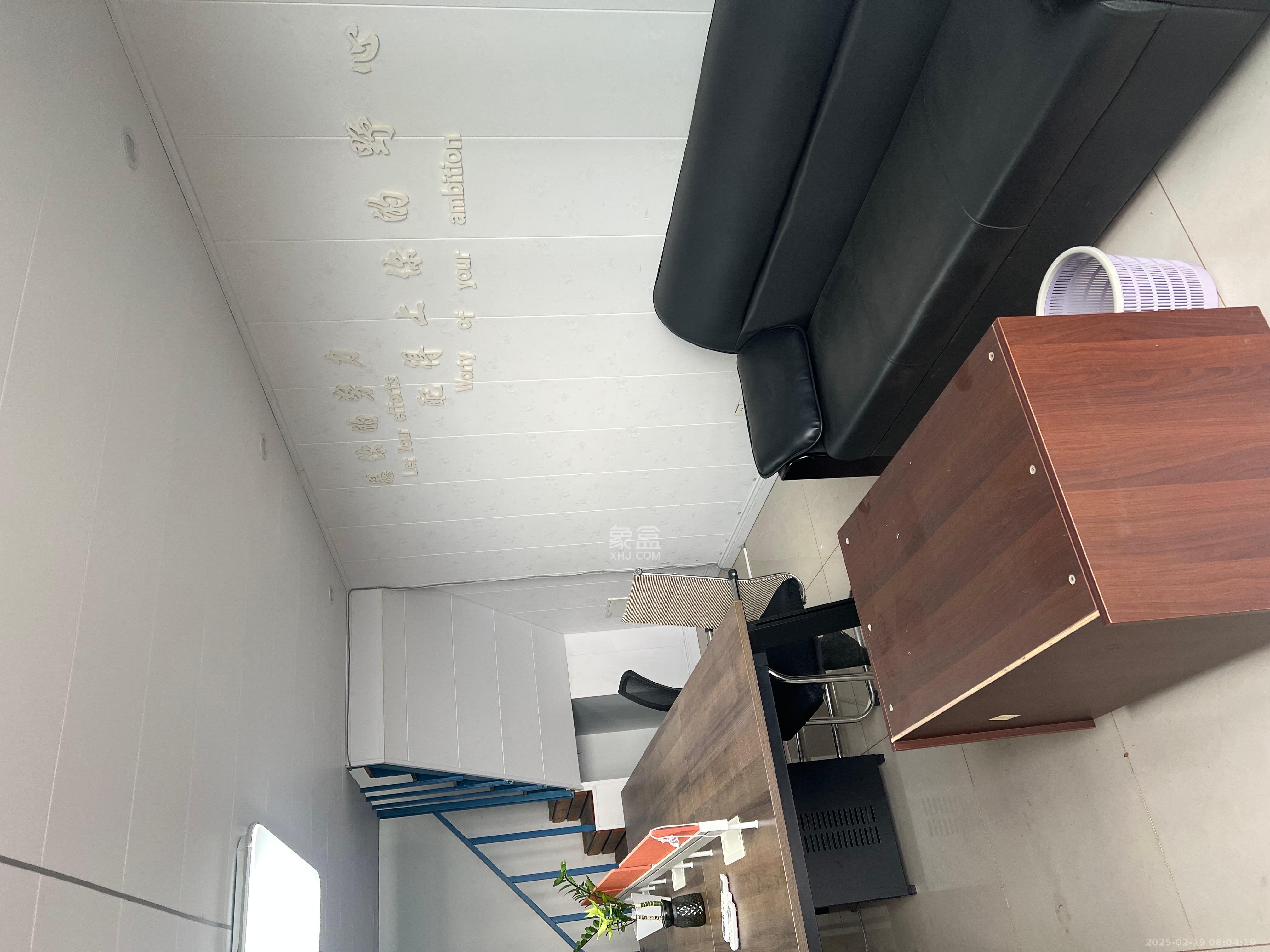 金科时代中心 1室1厅1卫 2000.0元/月 金科时代中心 1室1厅1卫 2000.0元/月室内图