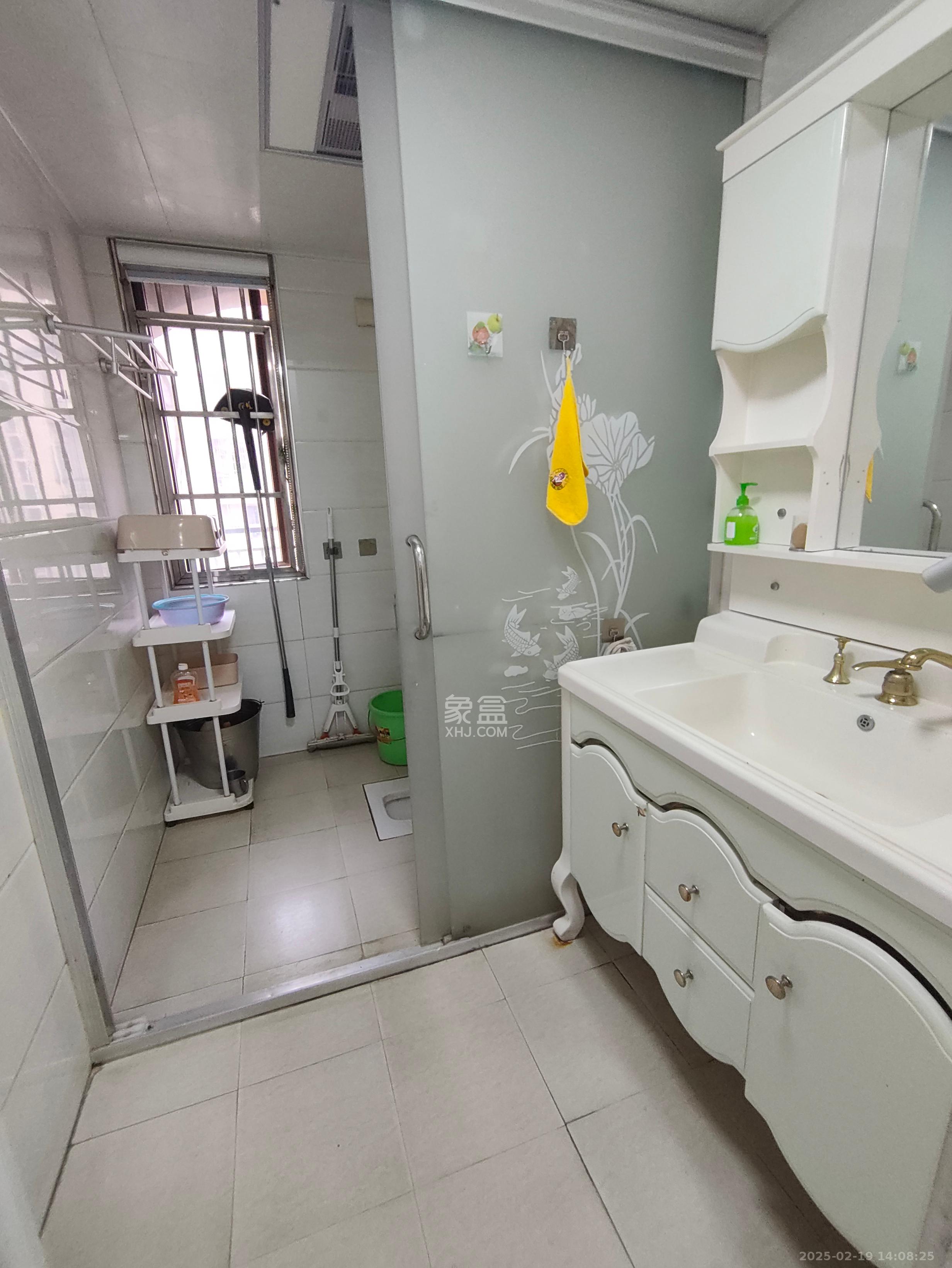 水映加州  4室2厅1卫    2100.0元/月室内图