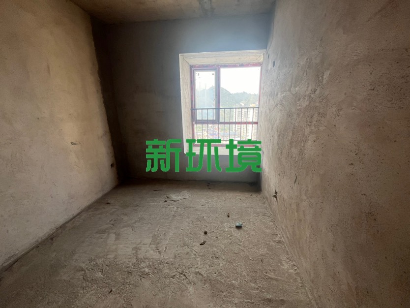 玉恒龙岸小区  1室0厅0卫   81.80万室内图
