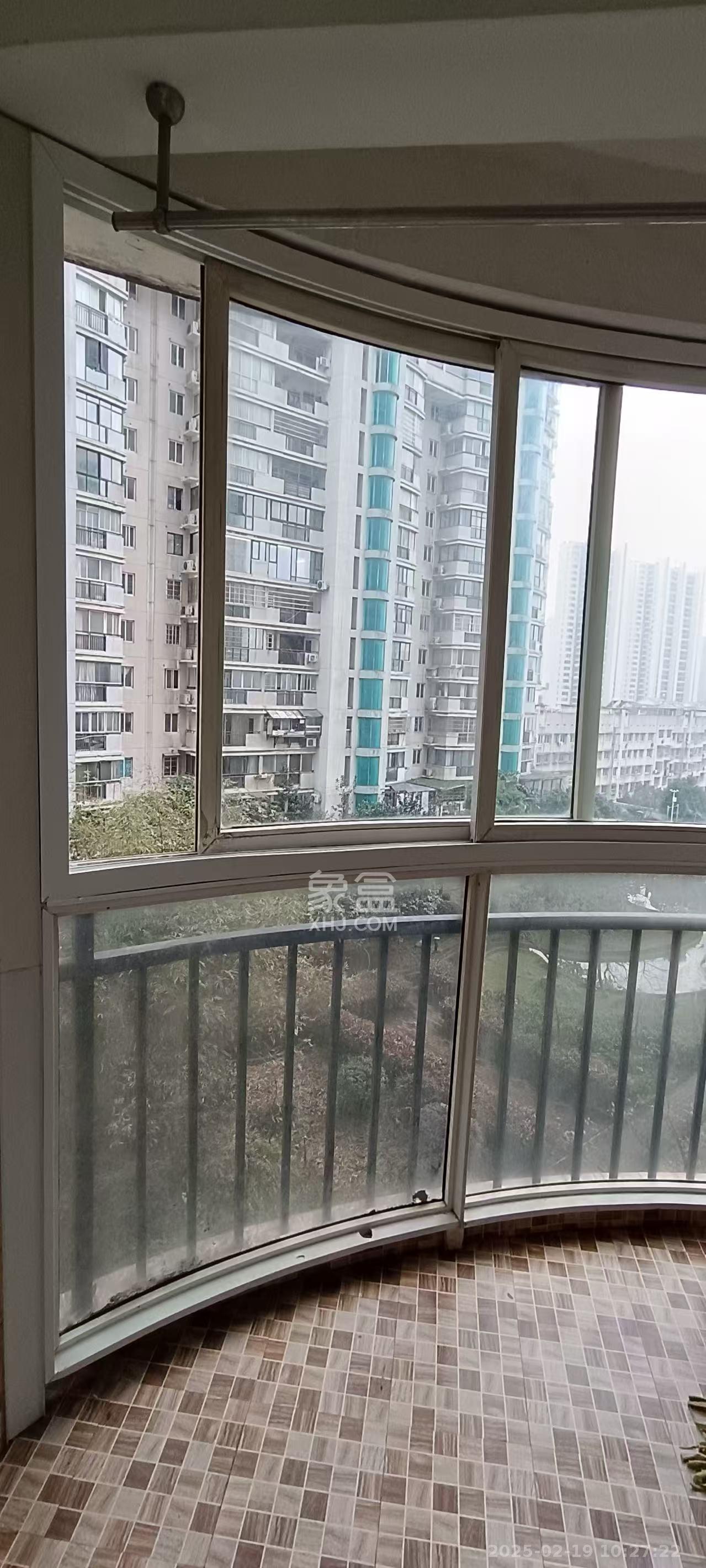 帝景国际  1室1厅1卫    900.0元/月 帝景国际  1室1厅1卫    900.0元/月室内图