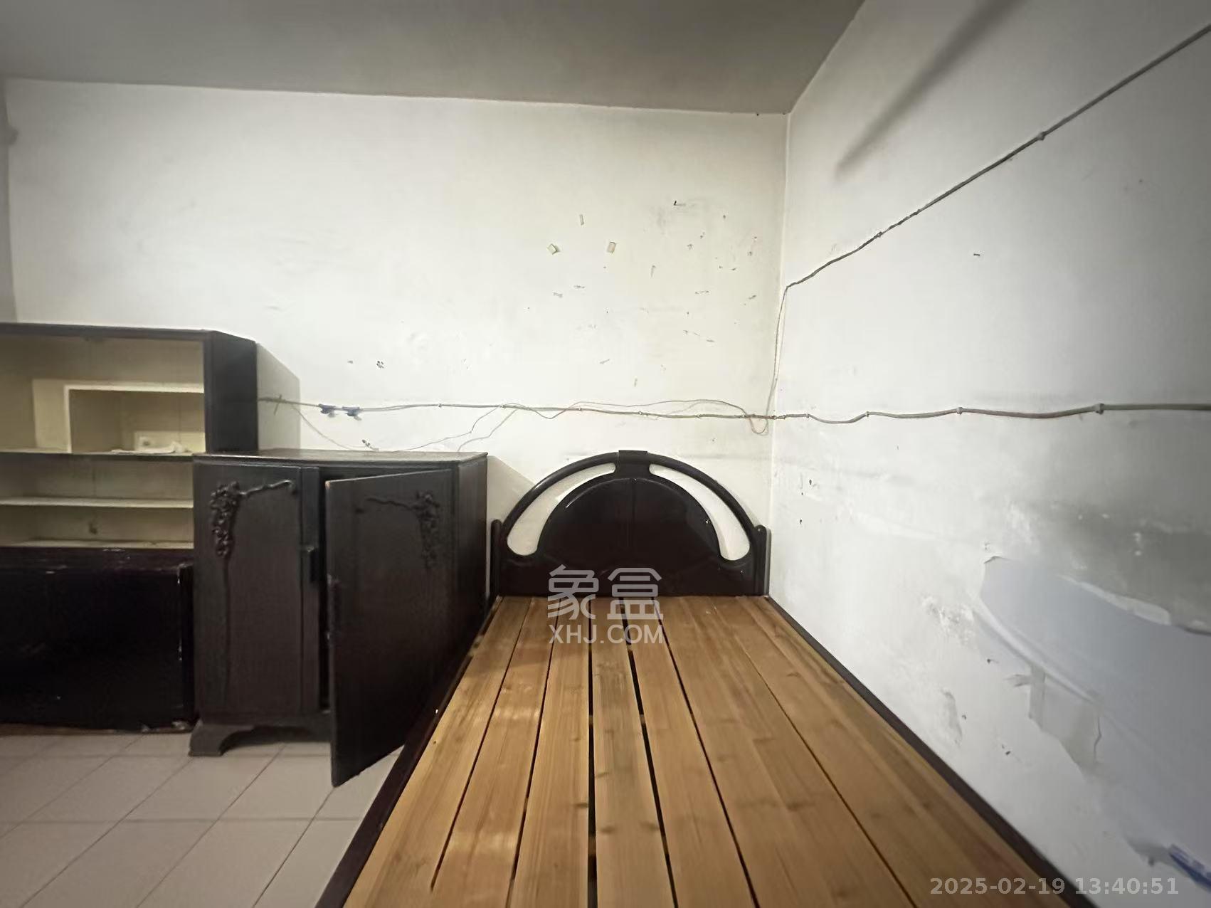 妹子山社区(曙光社区) 1室1厅1卫 1200.0元/月 妹子山社区(曙光社区) 1室1厅1卫 1200.0元/月室内图