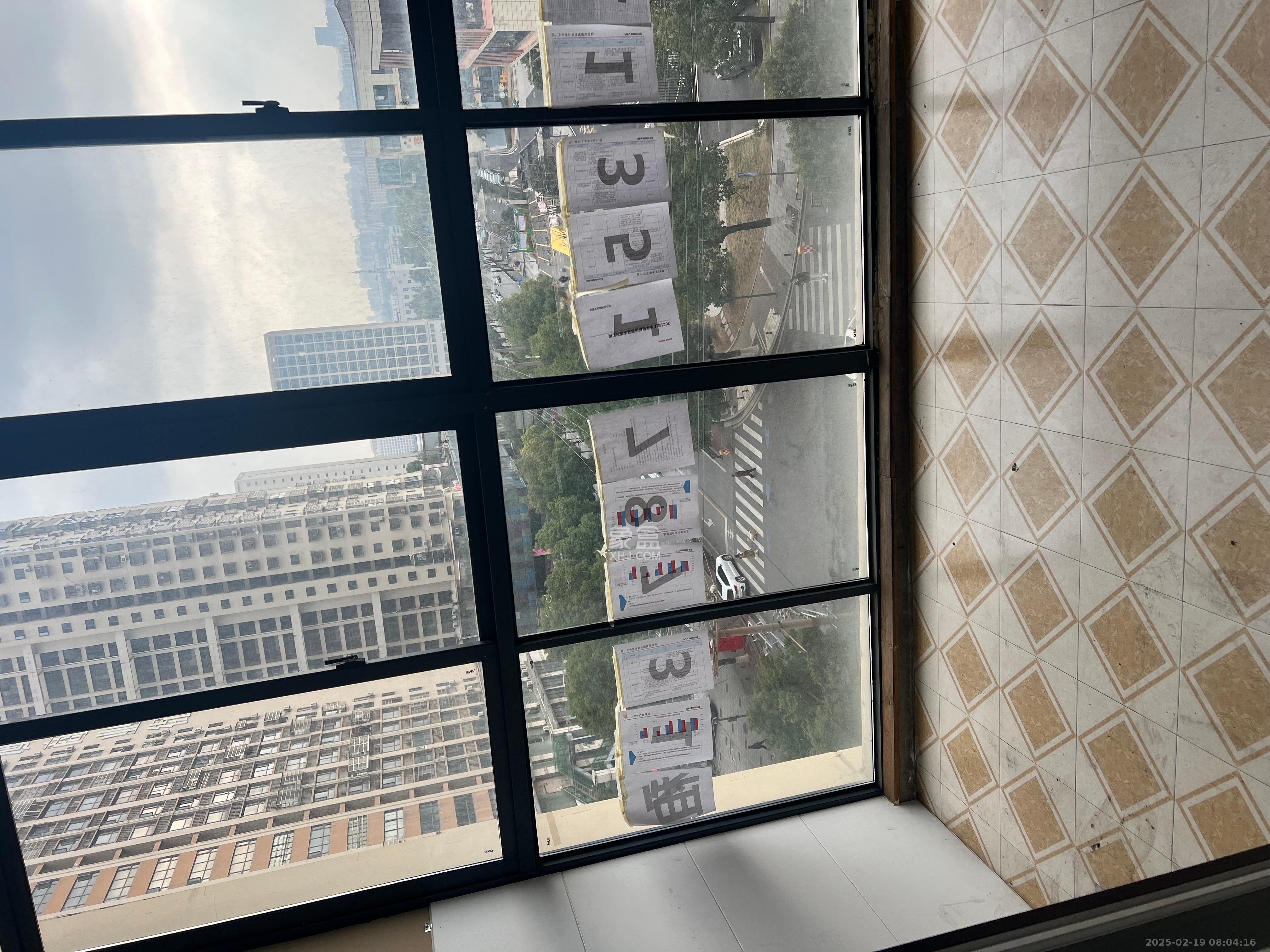 金科时代中心 1室1厅1卫 2000.0元/月 金科时代中心 1室1厅1卫 2000.0元/月室内图