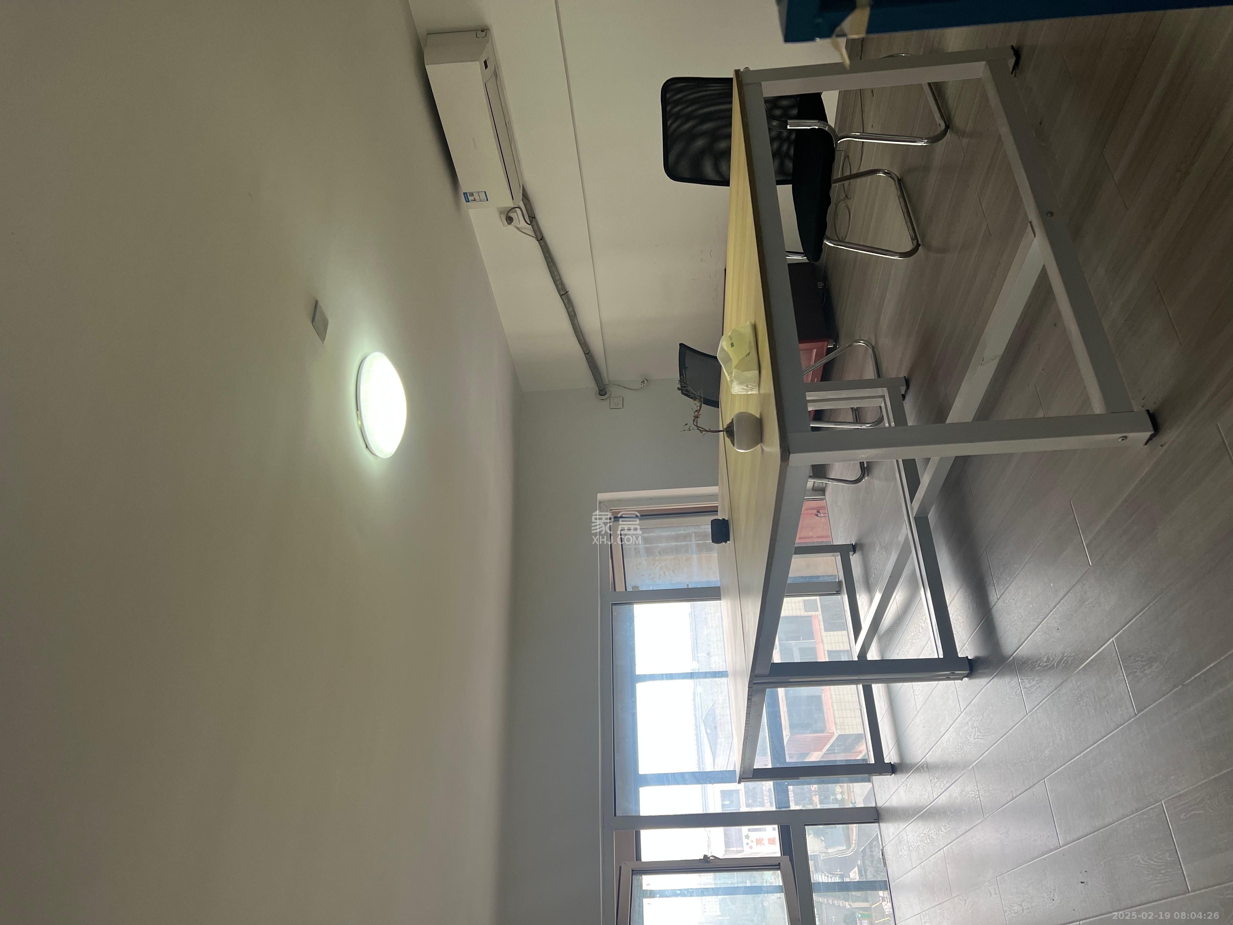 金科时代中心 1室1厅1卫 2000.0元/月 金科时代中心 1室1厅1卫 2000.0元/月室内图