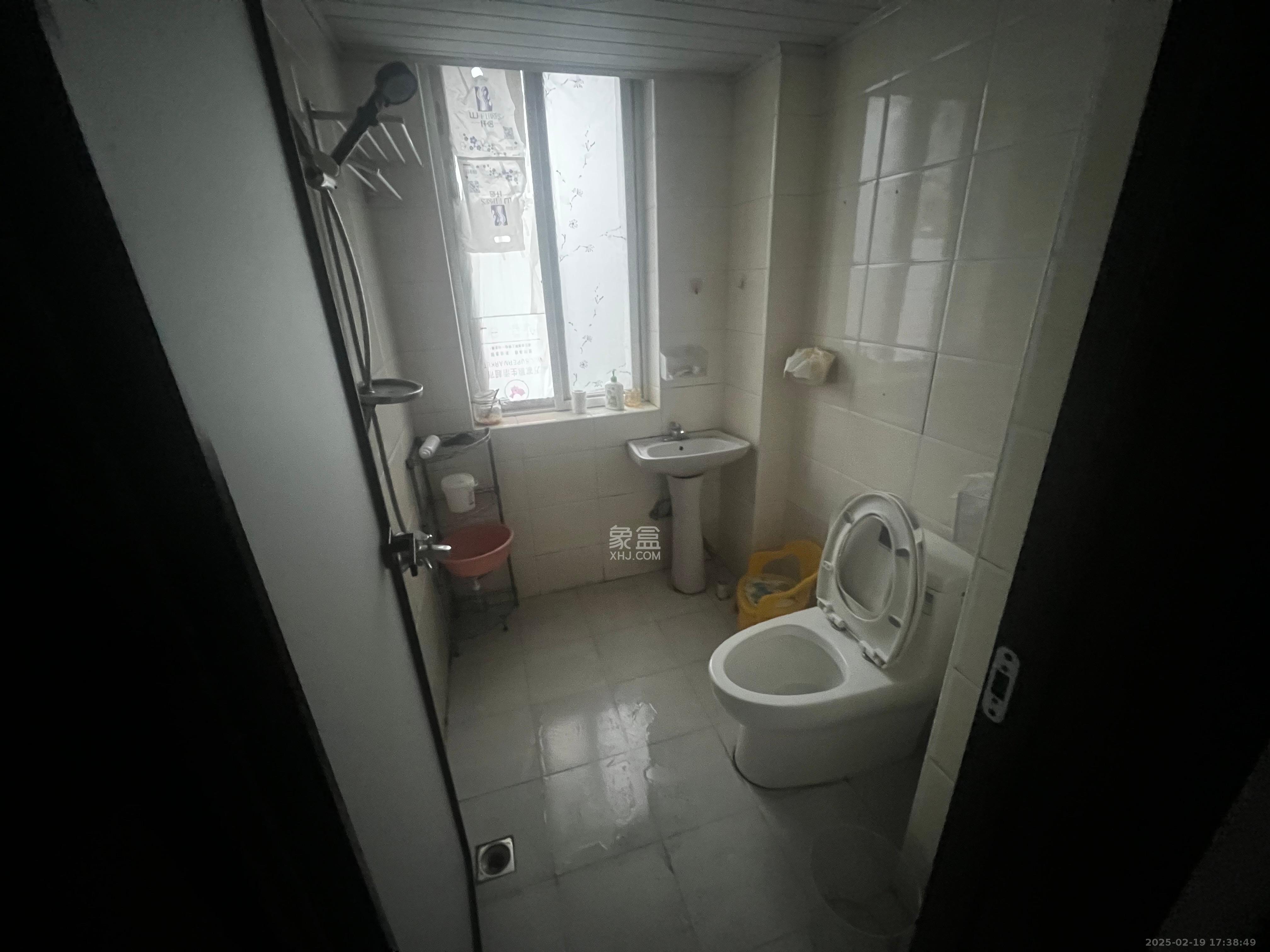 古汉名居  4室2厅2卫    3200.0元/月 古汉名居  4室2厅2卫    3200.0元/月室内图