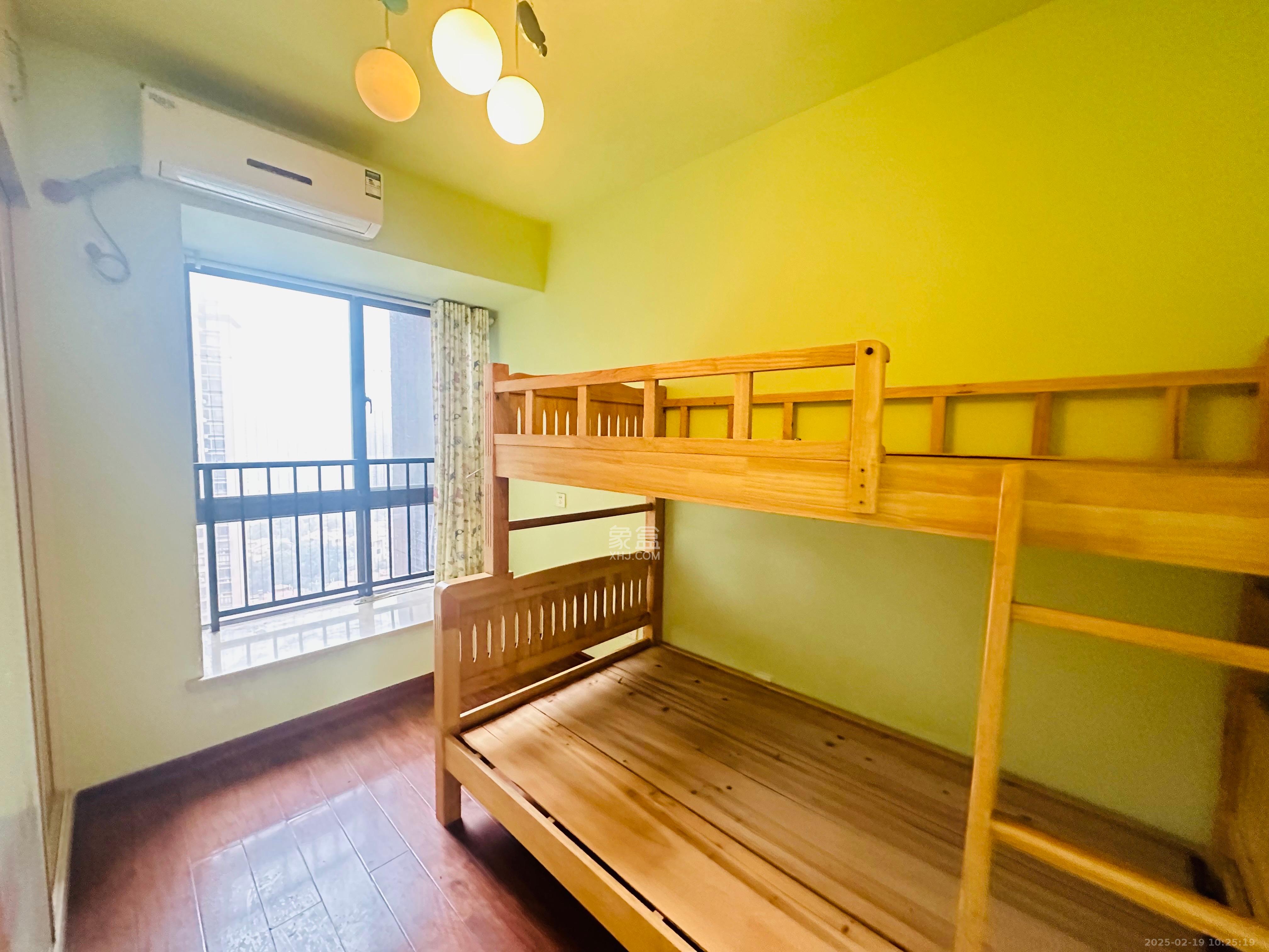 好望谷 3室2厅2卫 1900.0元/月 好望谷 3室2厅2卫 1900.0元/月室内图