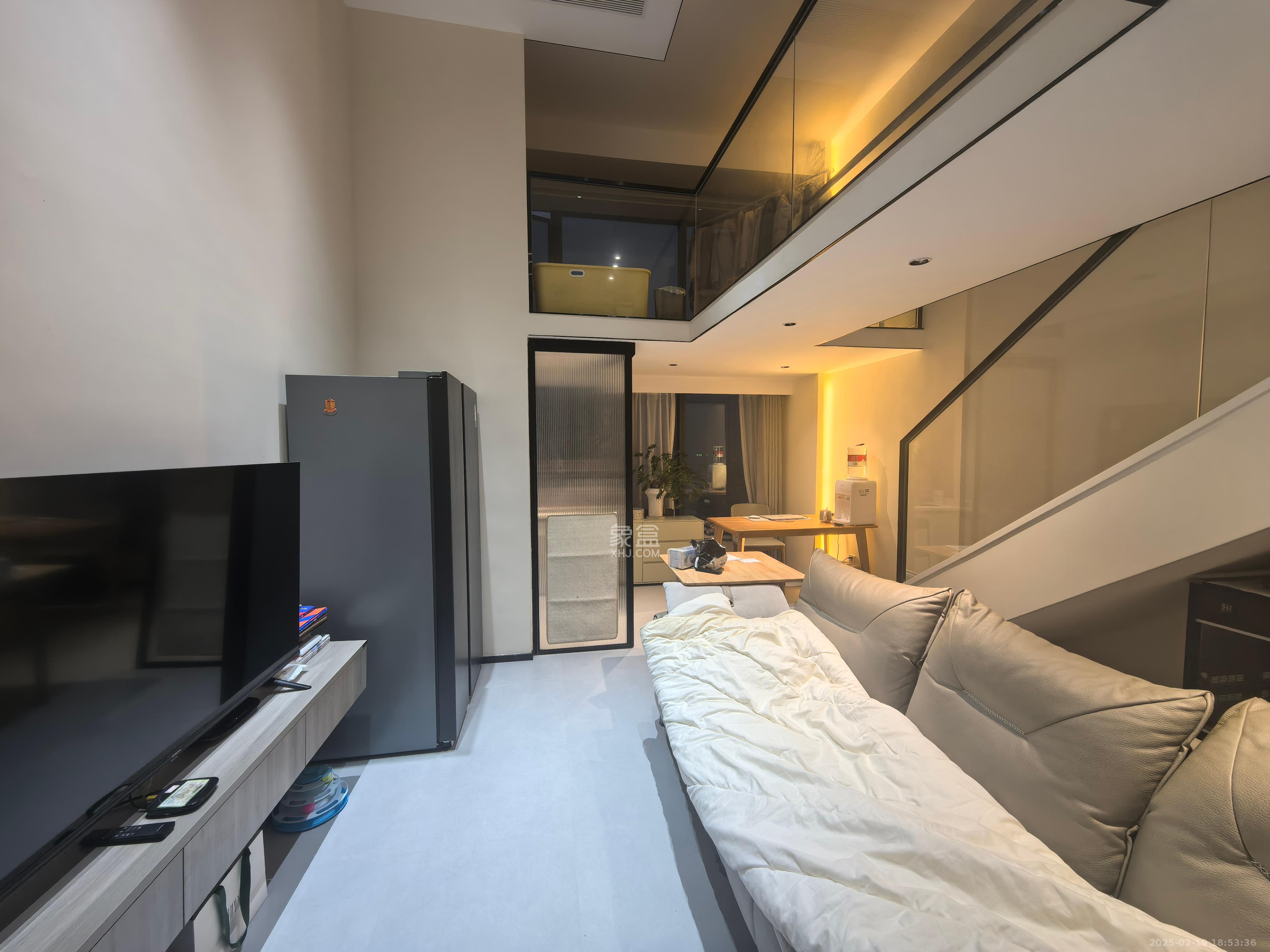 京武浪琴山三期(京武中心) 1室1厅2卫 4000.0元/月 京武浪琴山三期(京武中心) 1室1厅2卫 4000.0元/月室内图