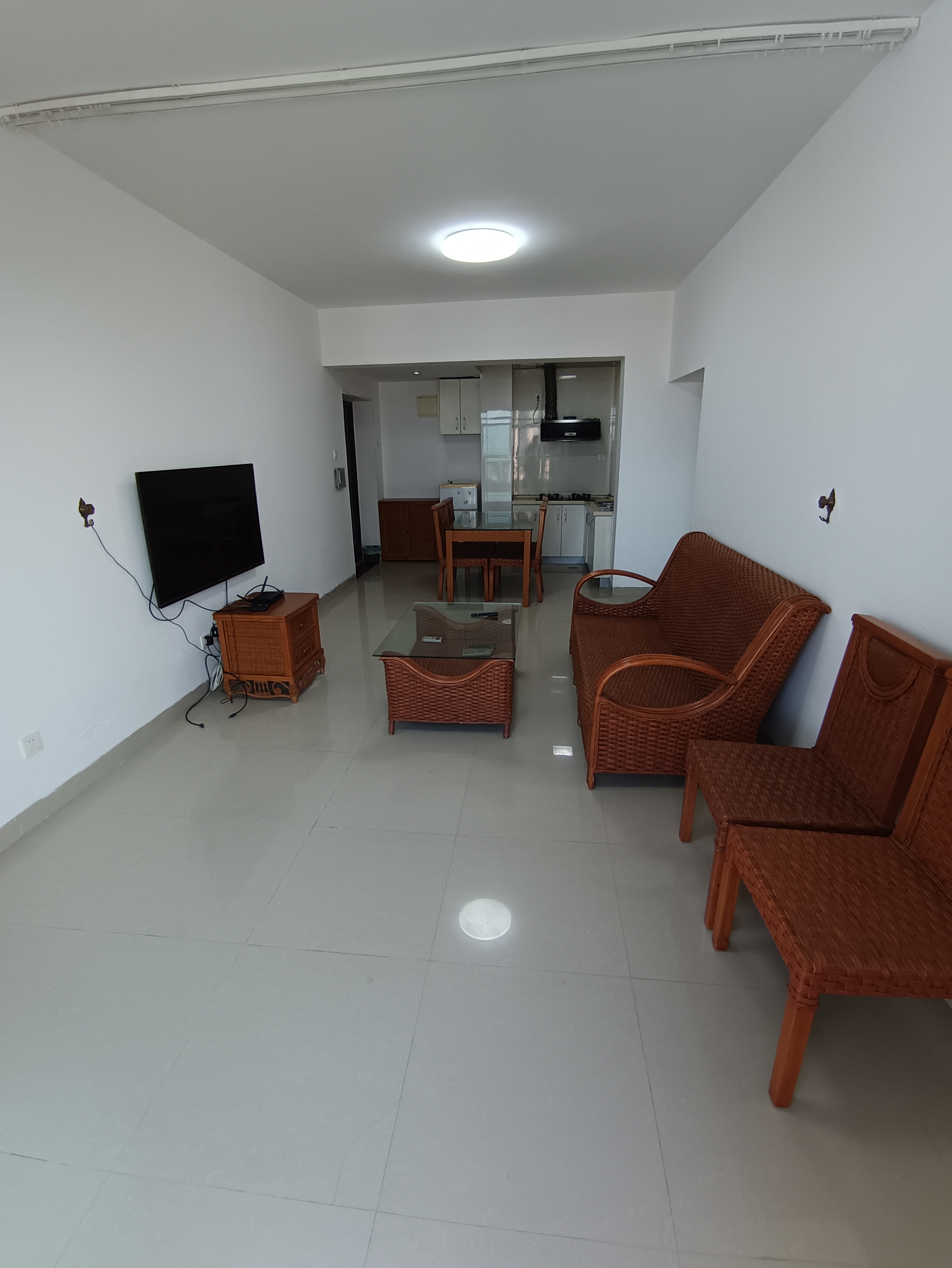 蔚蓝海语印象 1室1厅1卫 2100.0元/月 蔚蓝海语印象 1室1厅1卫 2100.0元/月室内图