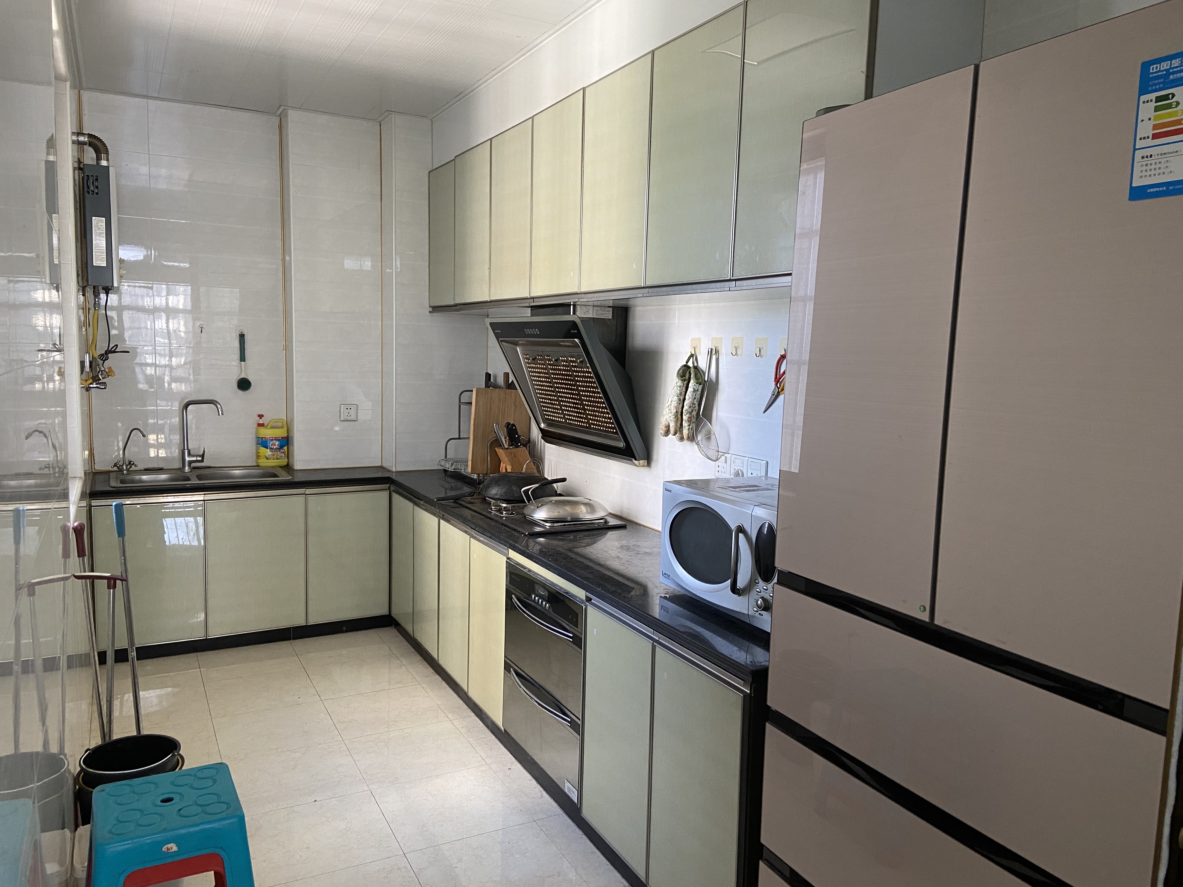 树鑫城市花园  3室2厅2卫    2200.0元/月室内图