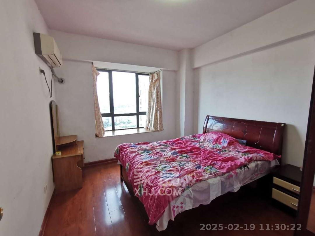 兴威帕克水岸  2室2厅1卫   1700.00元/月室内图
