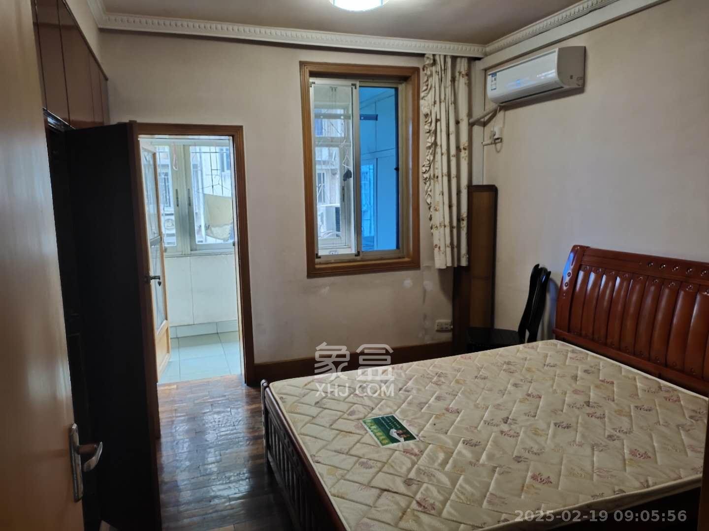 荷花园市直教师村（长沙市教育局直属教师二村）  3室2厅1卫   2000.00元/月室内图