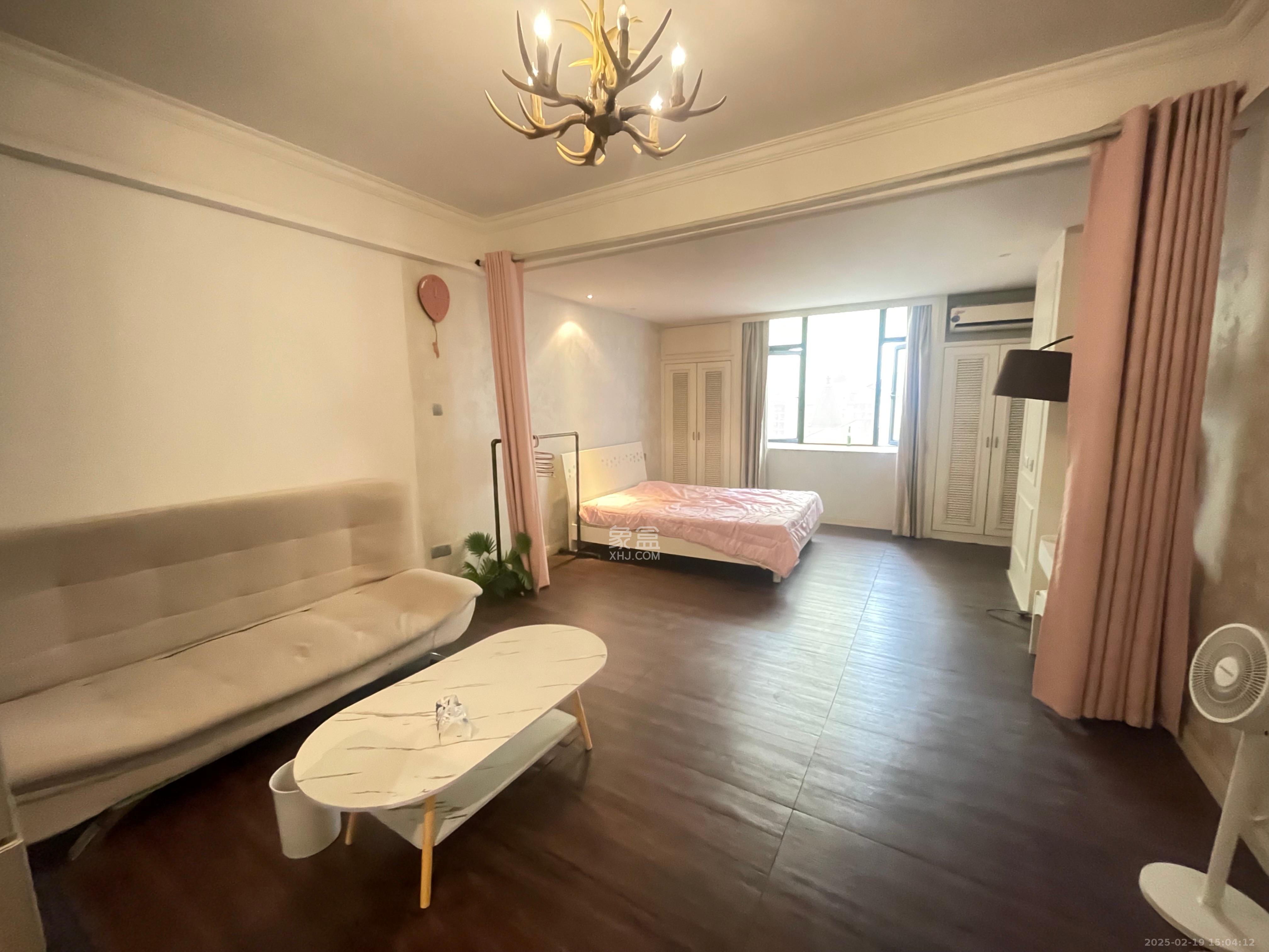 沁园春御院 1室1厅1卫 1800.0元/月 沁园春御院 1室1厅1卫 1800.0元/月室内图