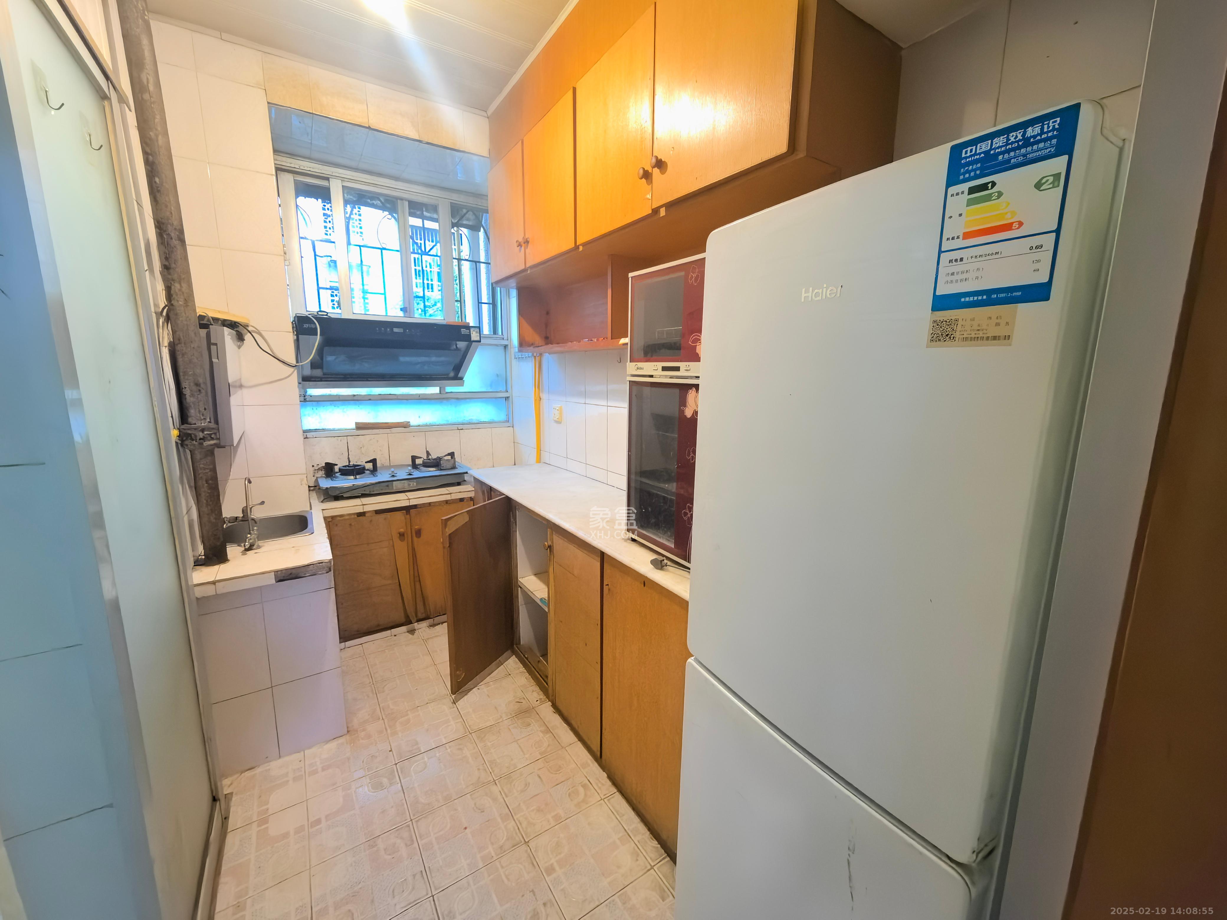 路桥宿舍 2室1厅1卫 1300.0元/月 路桥宿舍 2室1厅1卫 1300.0元/月室内图