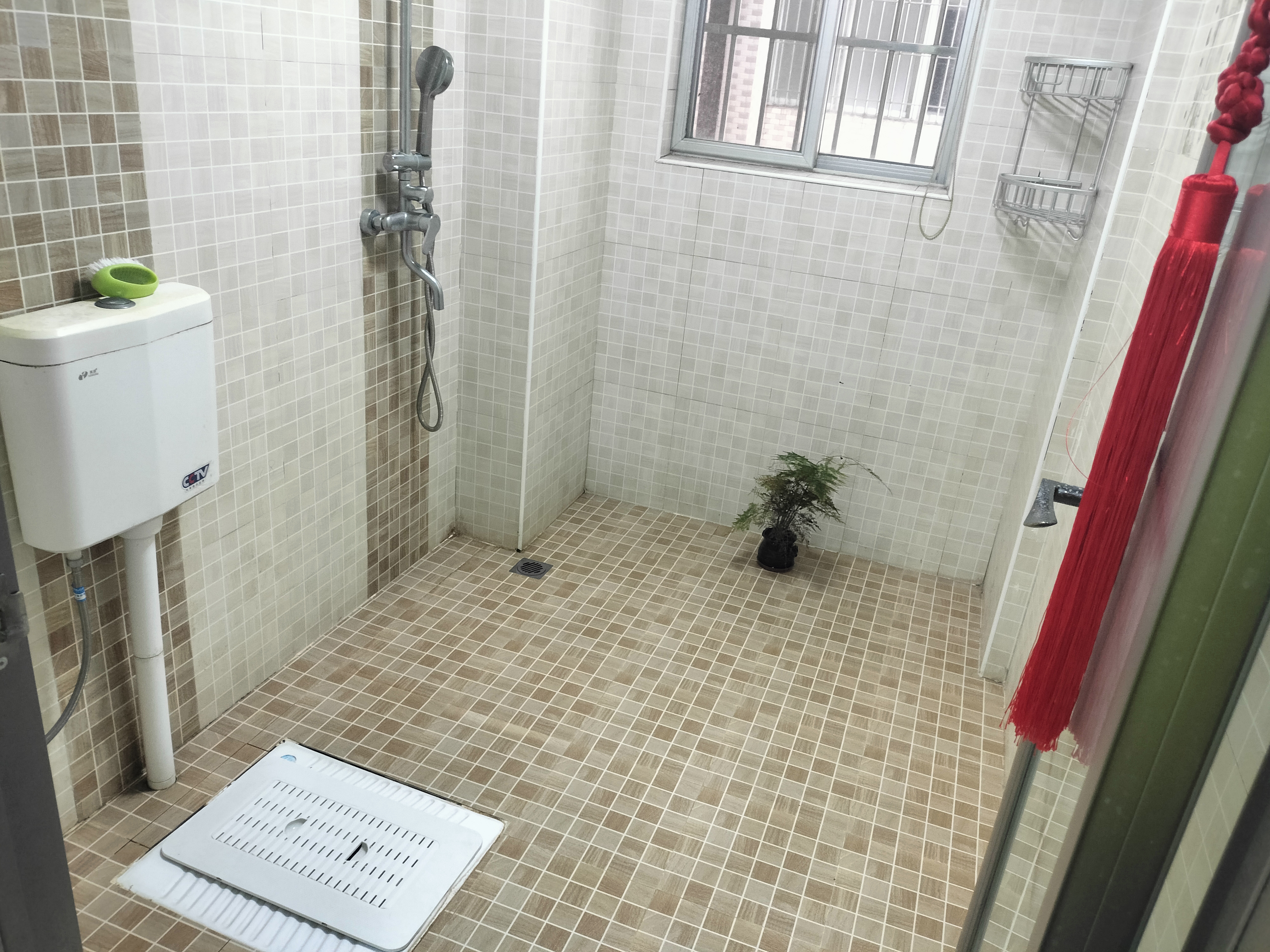 学苑公寓 3室2厅2卫 2600.0元/月 学苑公寓 3室2厅2卫 2600.0元/月室内图