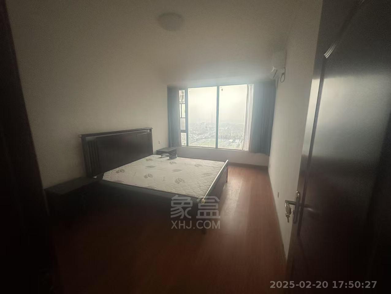 金轮翡翠名园 3室2厅2卫 2000.0元/月 金轮翡翠名园 3室2厅2卫 2000.0元/月室内图